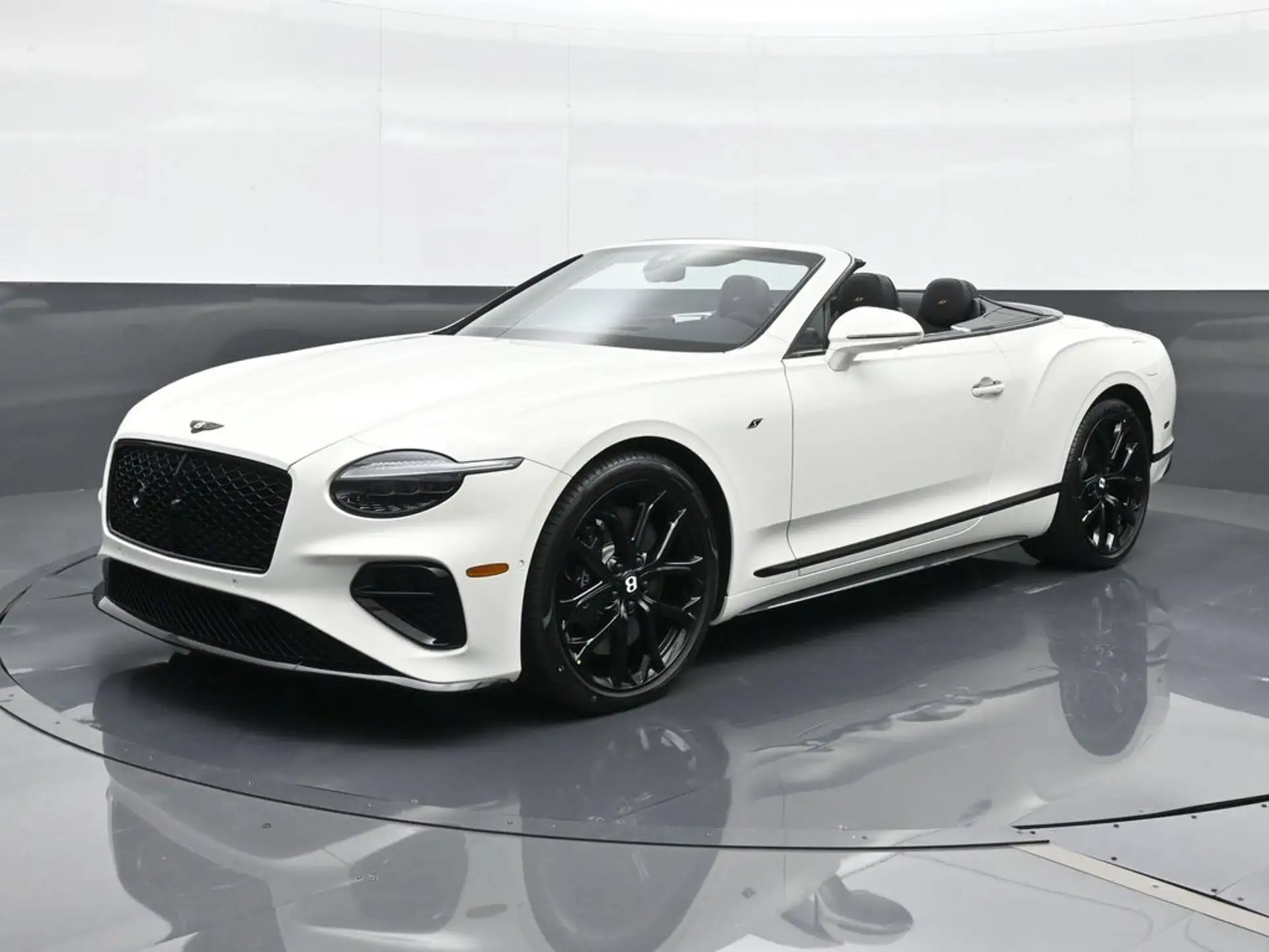 2026 Bentley Continental GT undefined photo 1