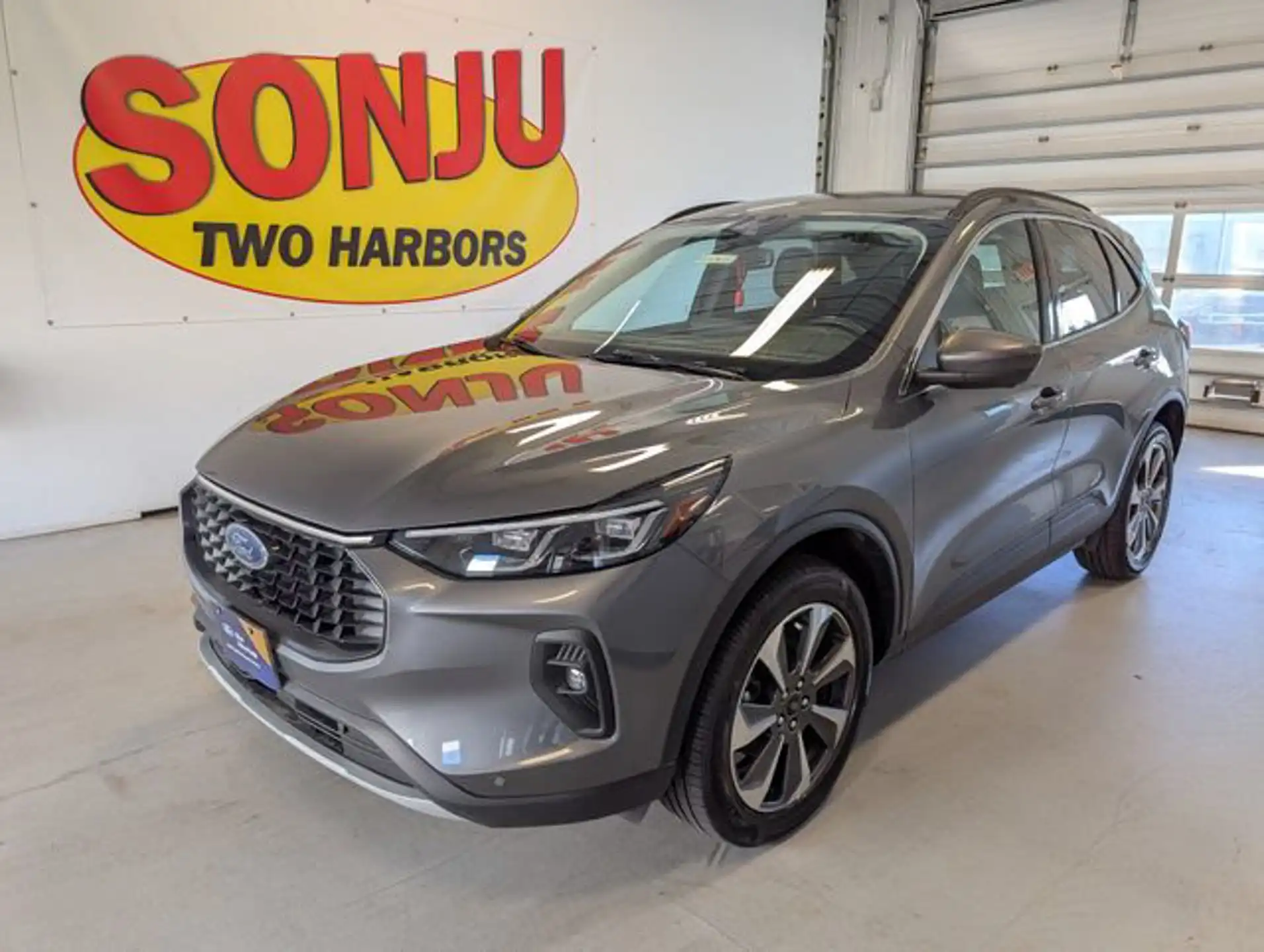 2024 Ford Escape Platinum AWD's photo
