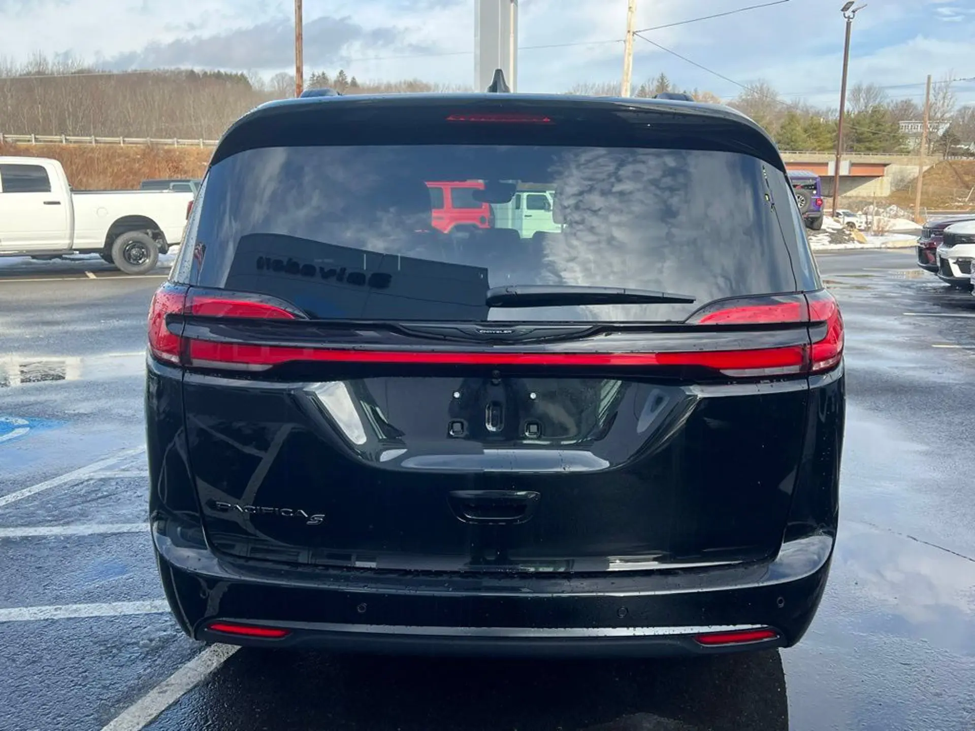 2026 Chrysler Pacifica Select photo 5