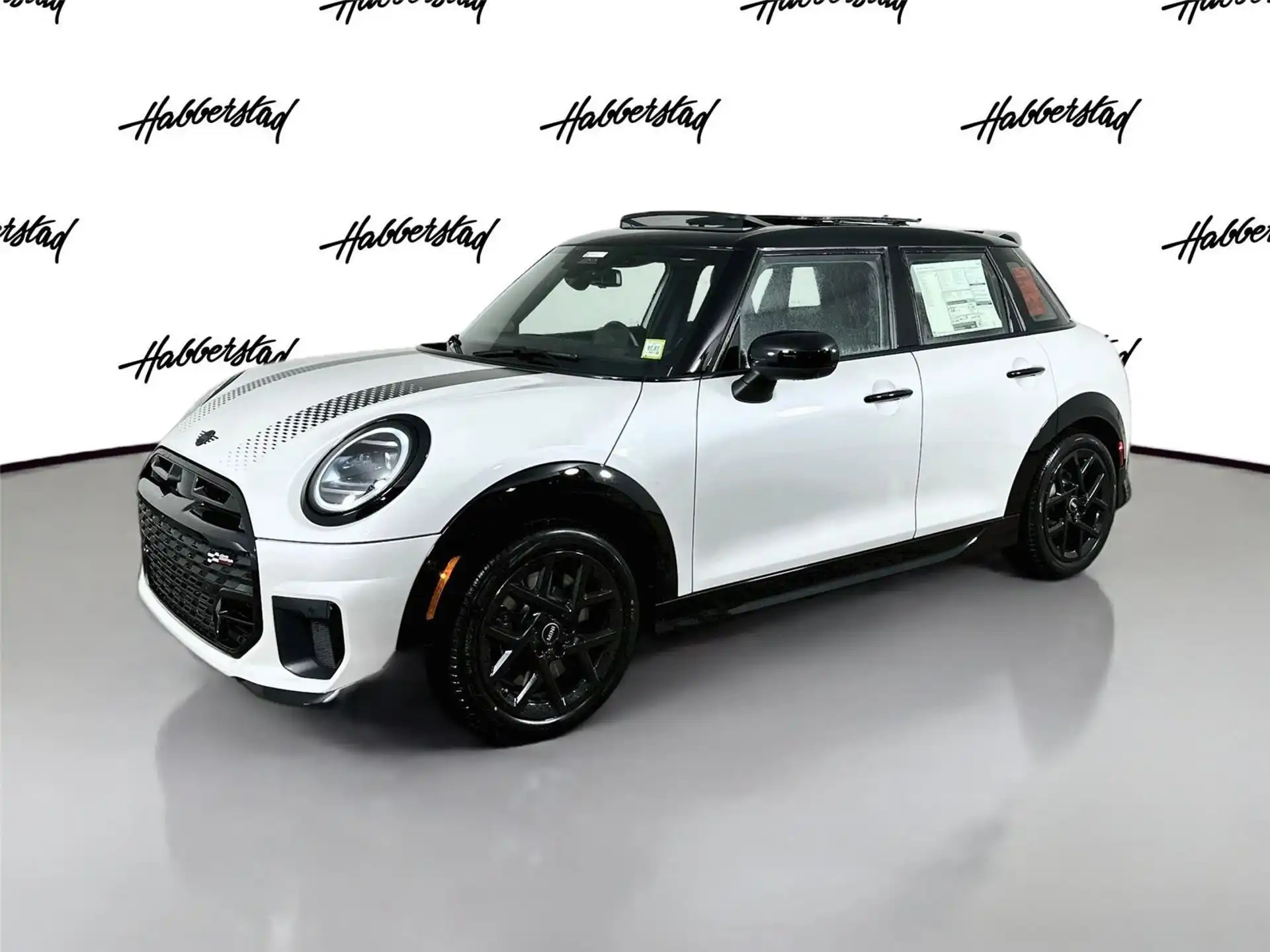 2026 MINI Hardtop Cooper S's photo