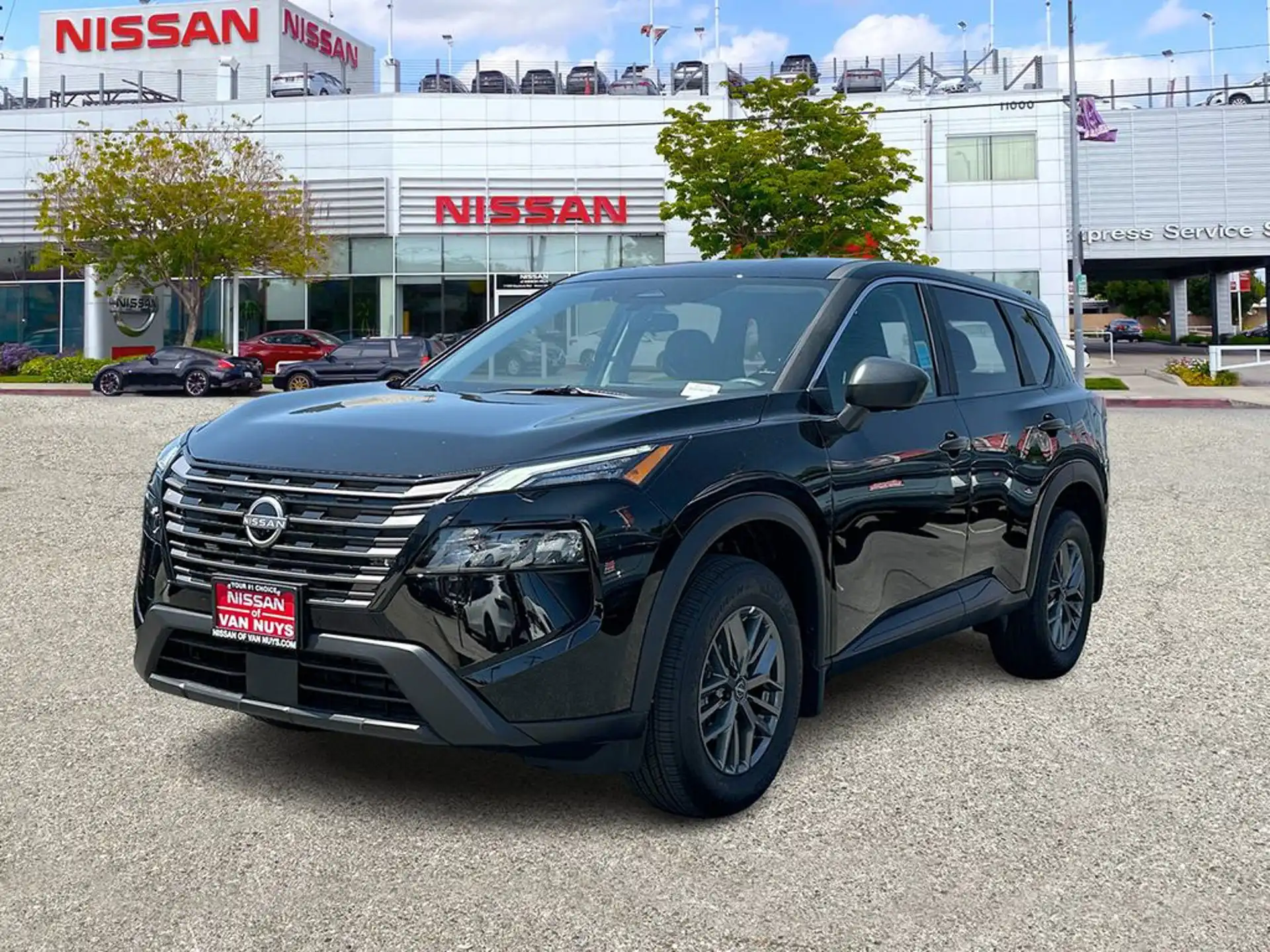 2026 Nissan Rogue S FWD's photo