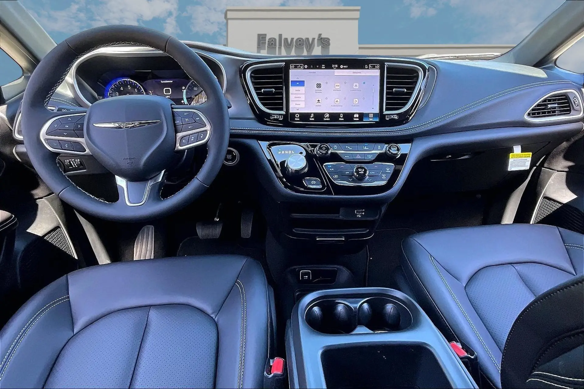 2026 Chrysler Pacifica Select AWD photo 5