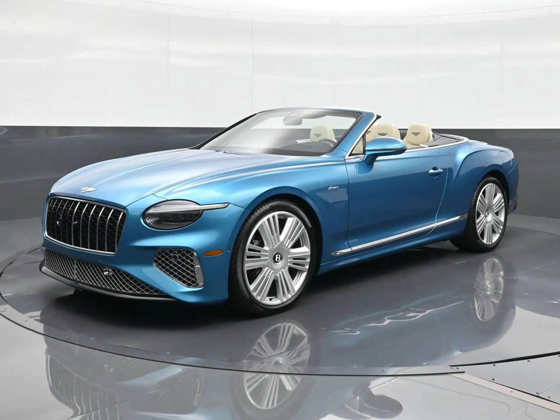 2026 Bentley Continental GT undefined photo 1