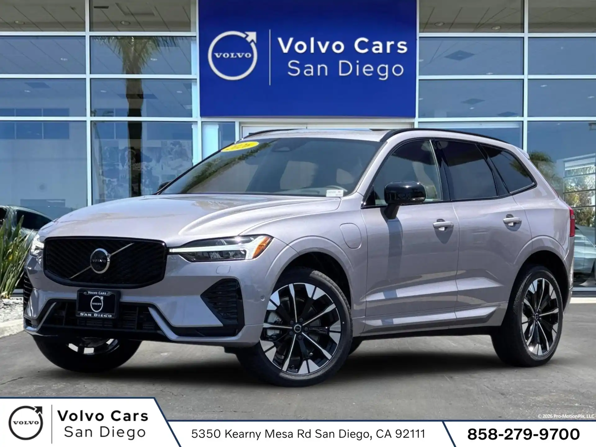 2026 Volvo XC60 T8 Plus Dark AWD's photo
