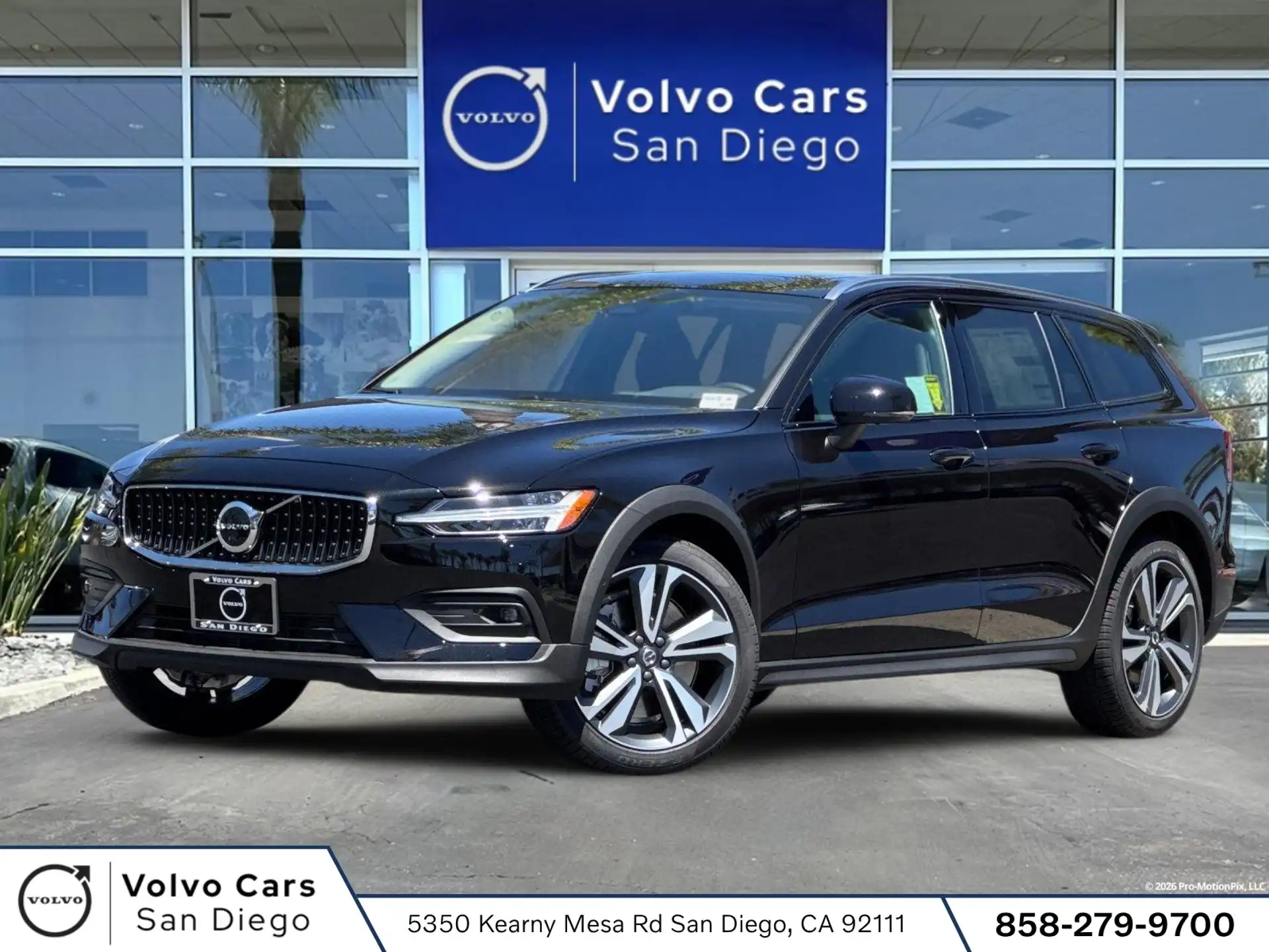 2026 Volvo V60 Cross Country B5 Plus AWD's photo
