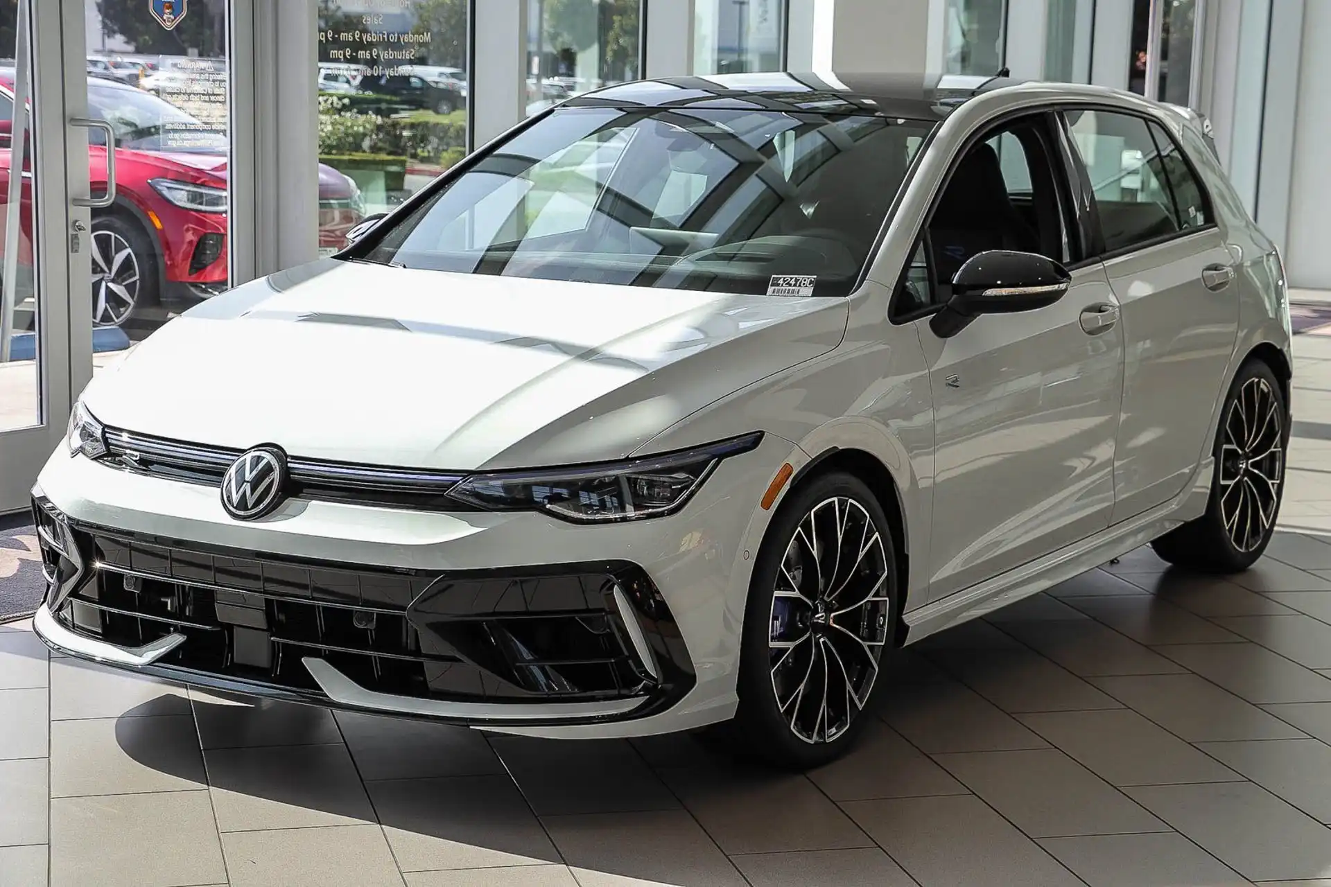2026 Volkswagen Golf R Golf R 4-door DSG's photo