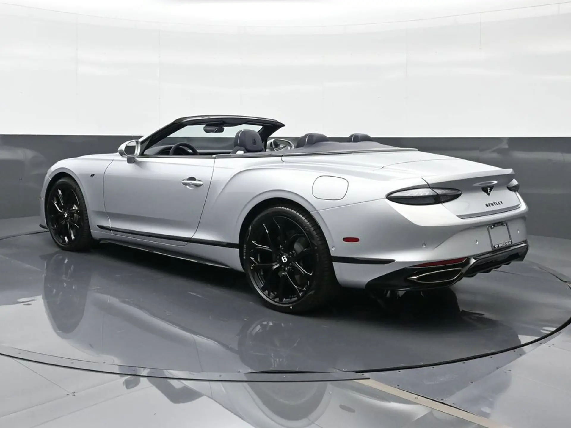 2026 Bentley Continental GT Base photo 3