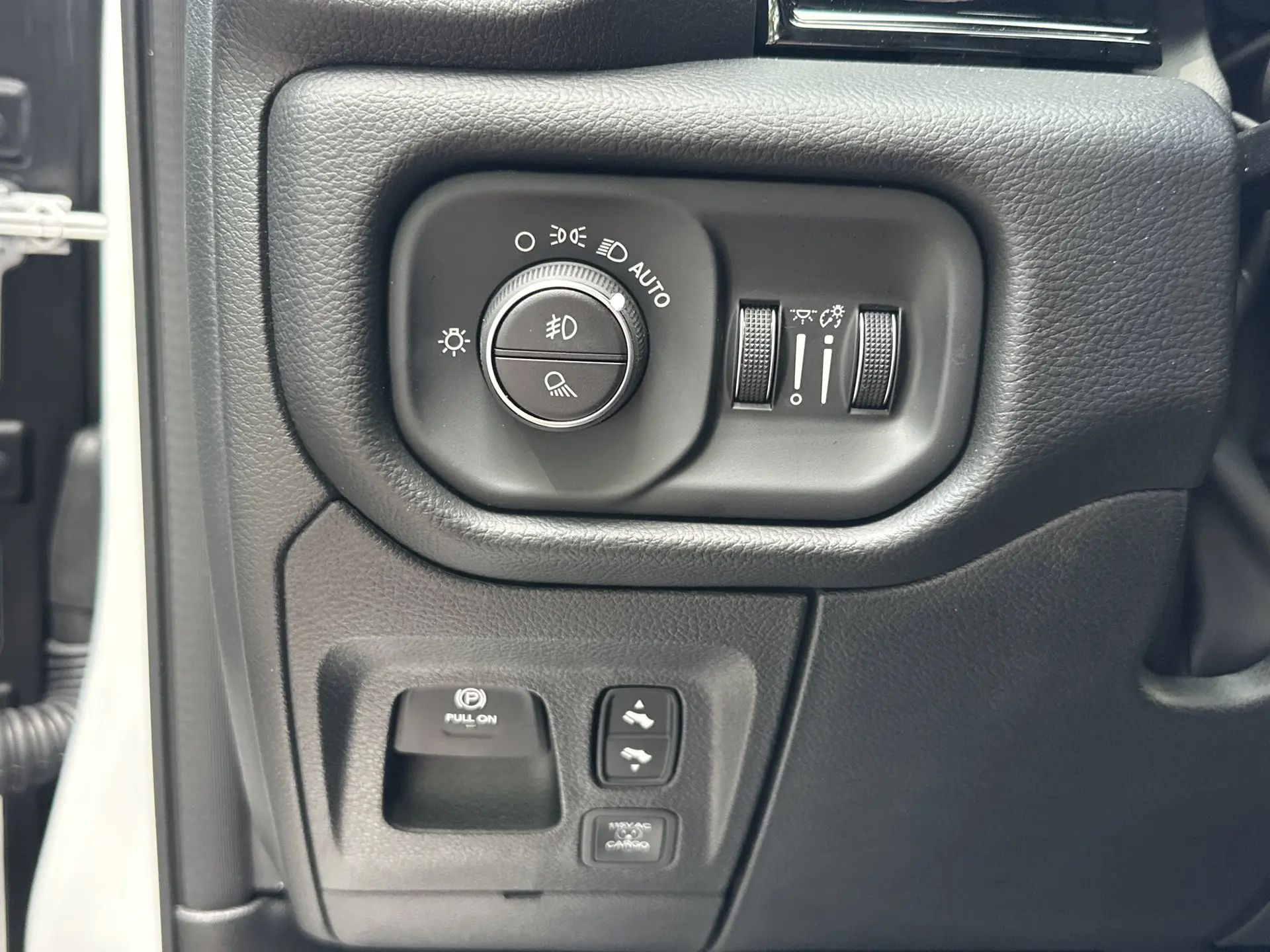 2026 RAM 1500 Laramie 4x4 Crew Cab 5'7 photo 5