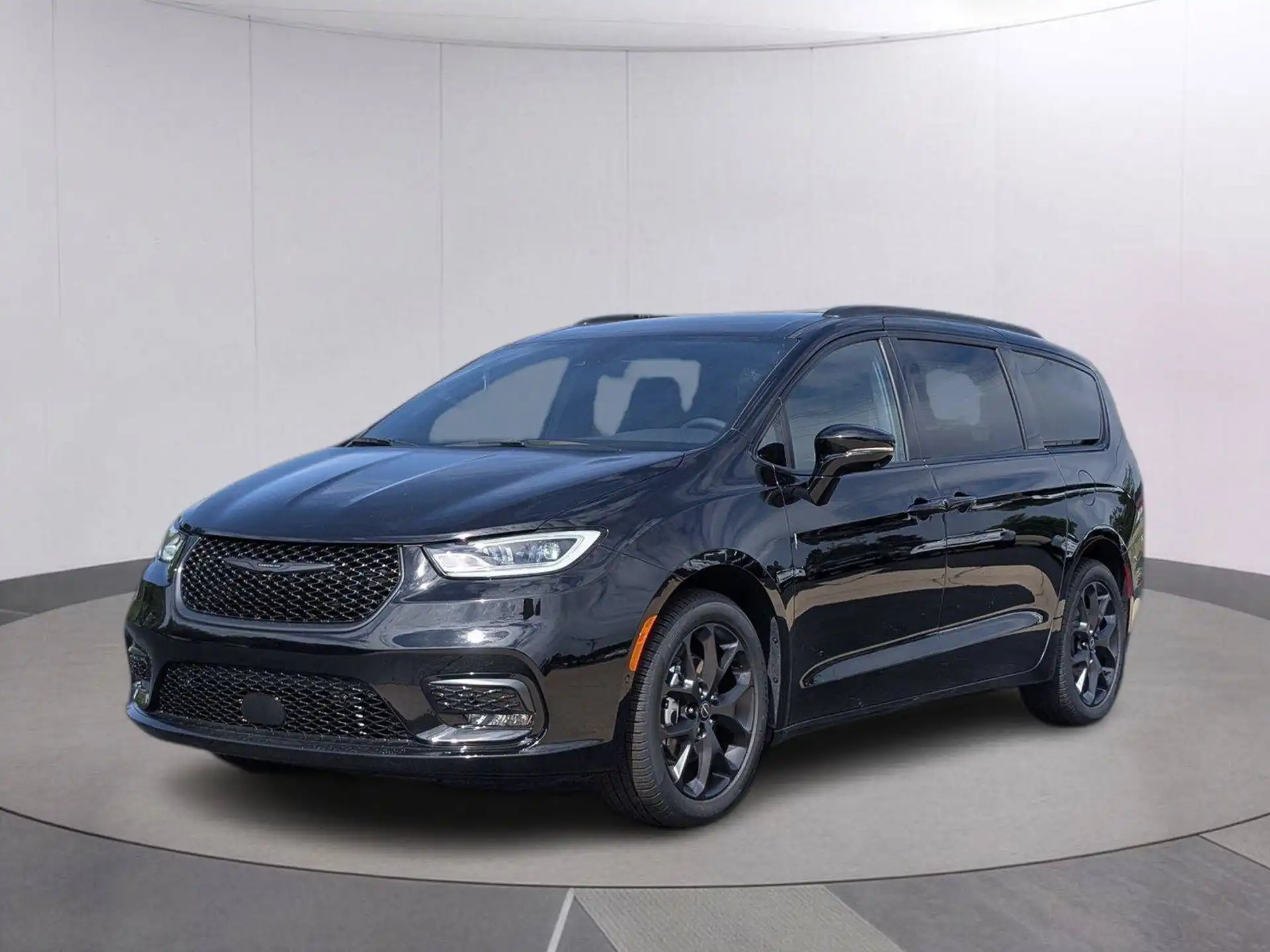 2026 Chrysler Pacifica Select's photo