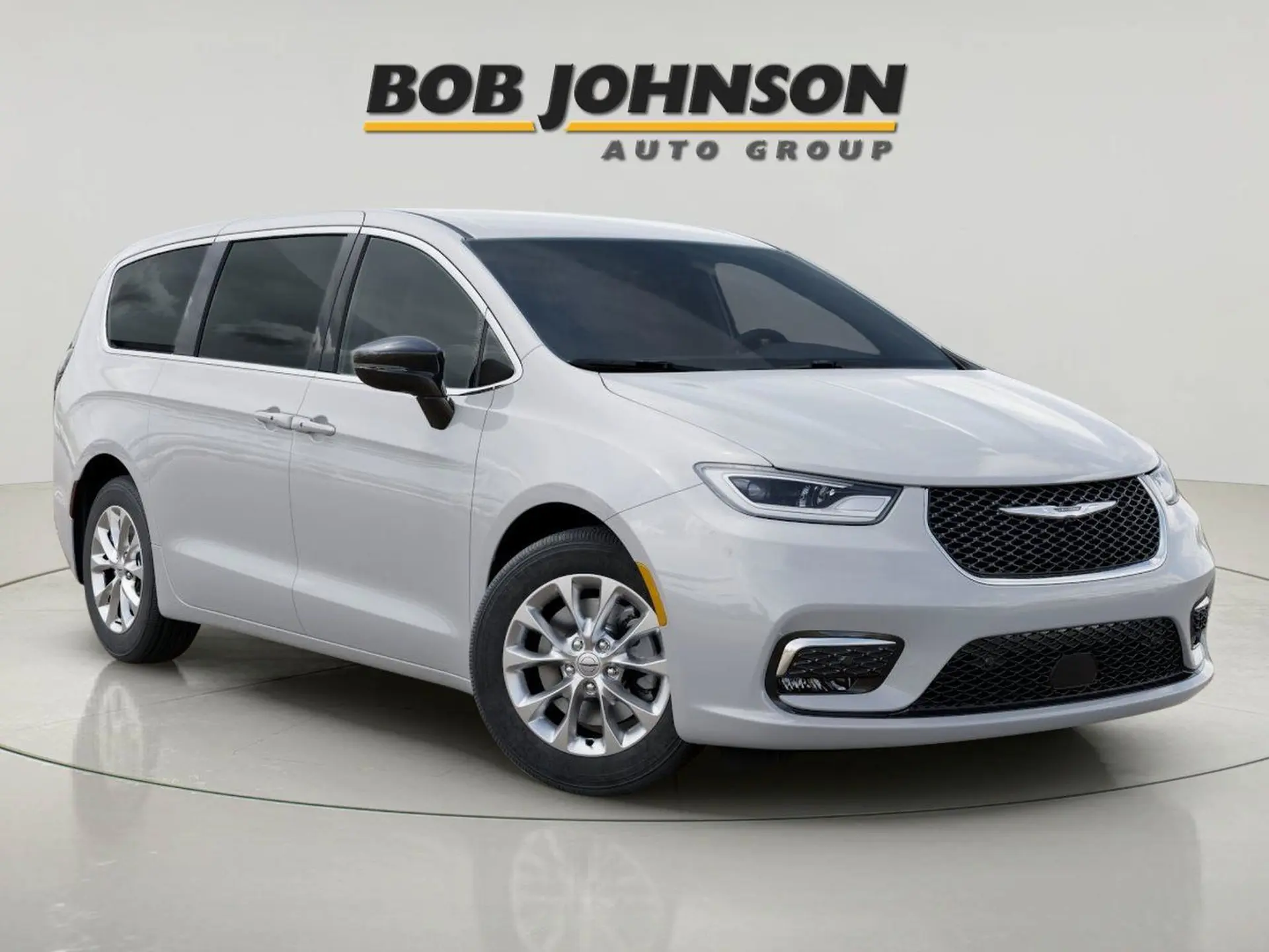 2026 Chrysler Pacifica Select AWD photo 5