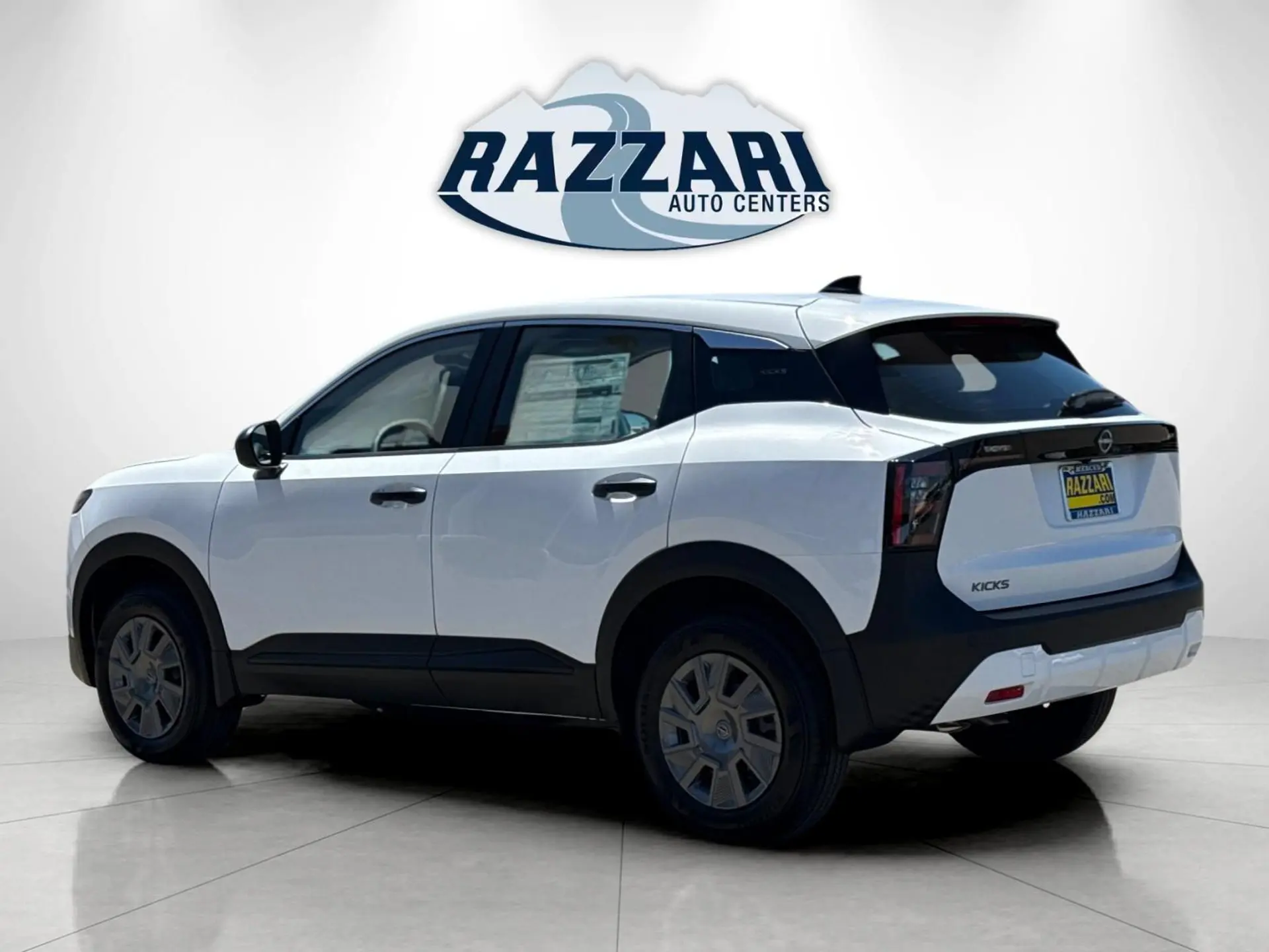 2026 Nissan Kicks 2.0 S photo 5