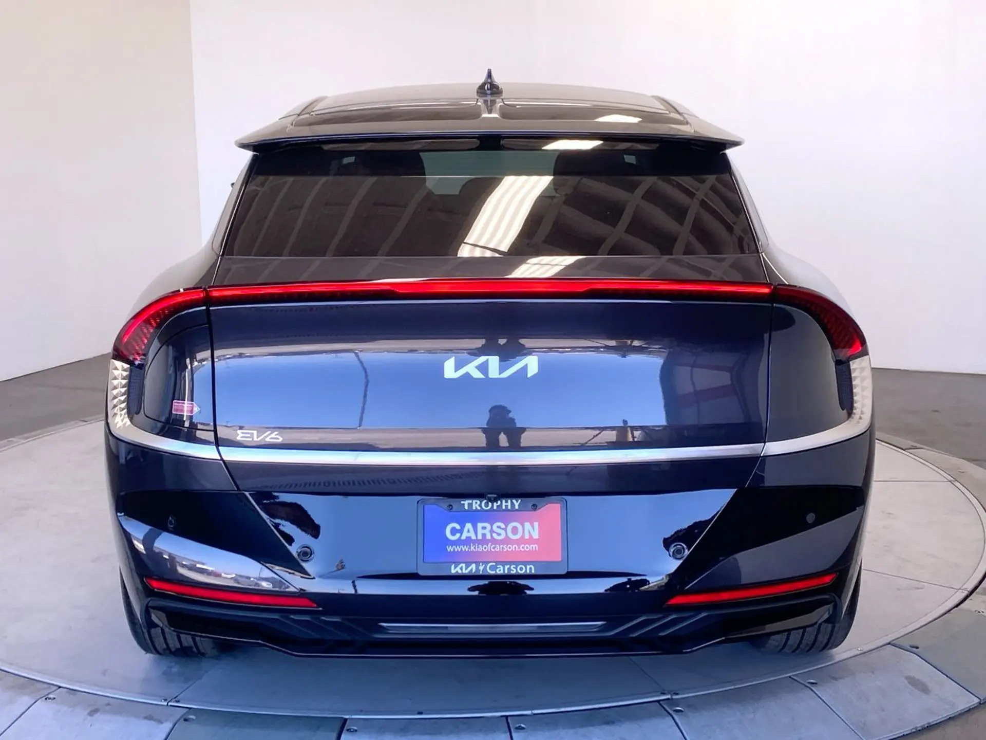 2026 Kia EV6 Wind photo 4
