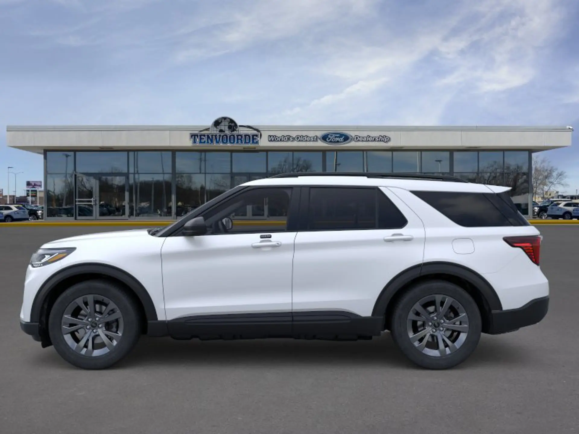 2026 Ford Explorer Active 4WD photo 3