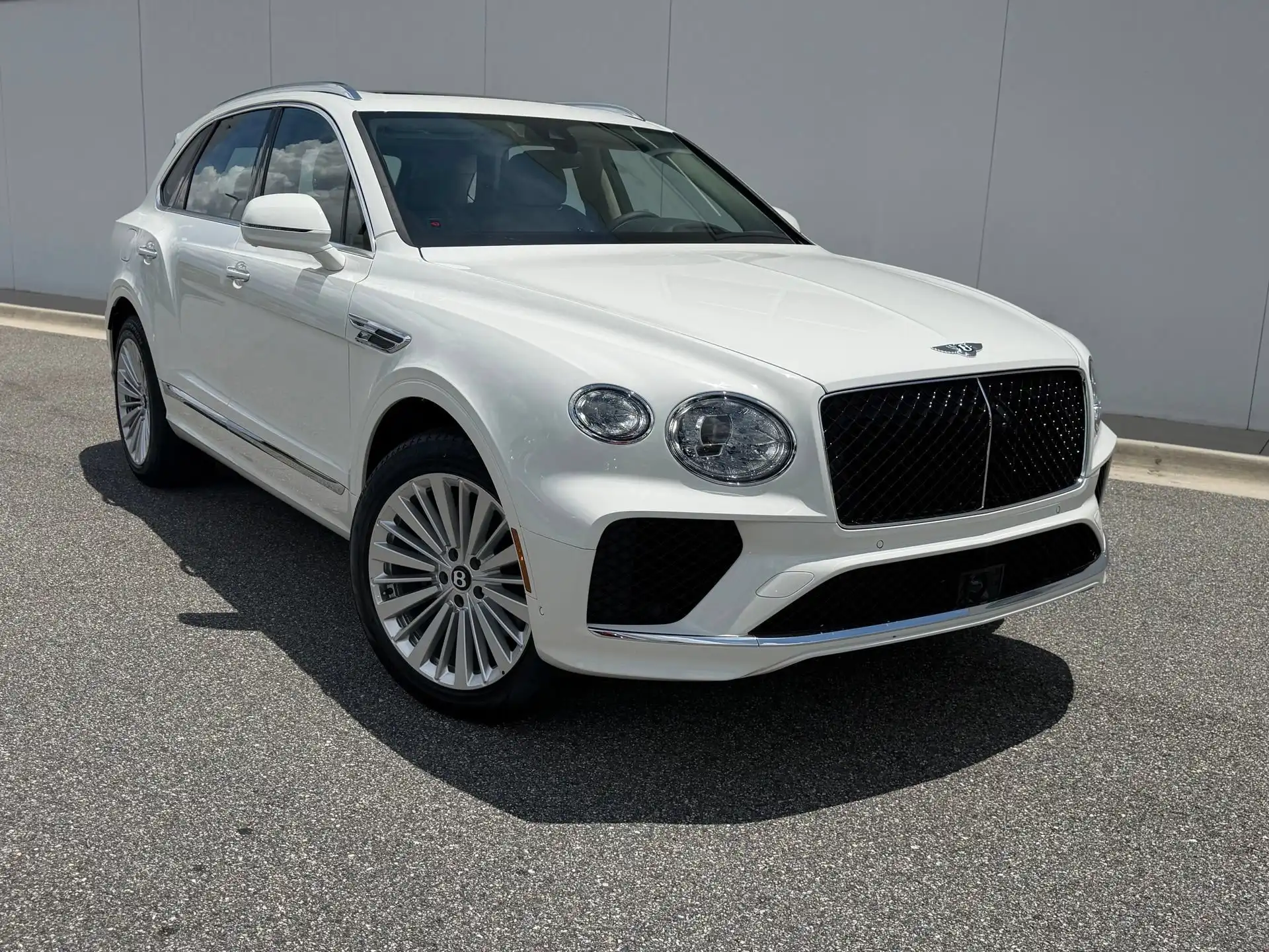 2026 Bentley Bentayga's photo