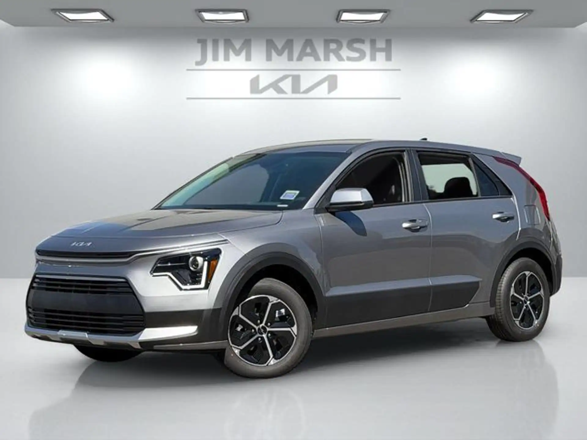 2026 Kia Niro LX HEV's photo