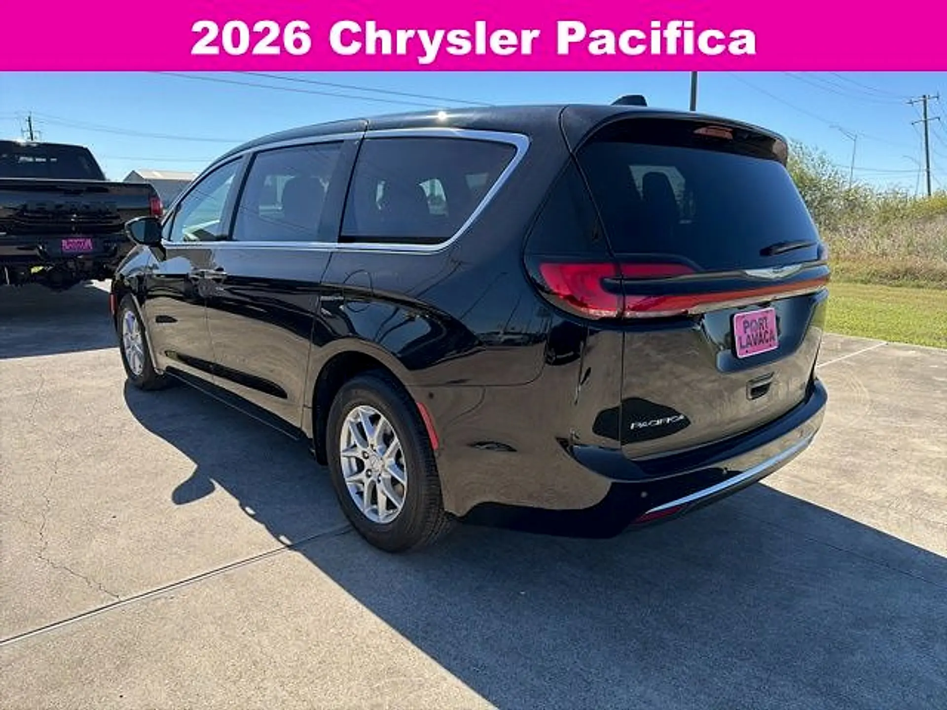 2026 Chrysler Pacifica Select photo 5