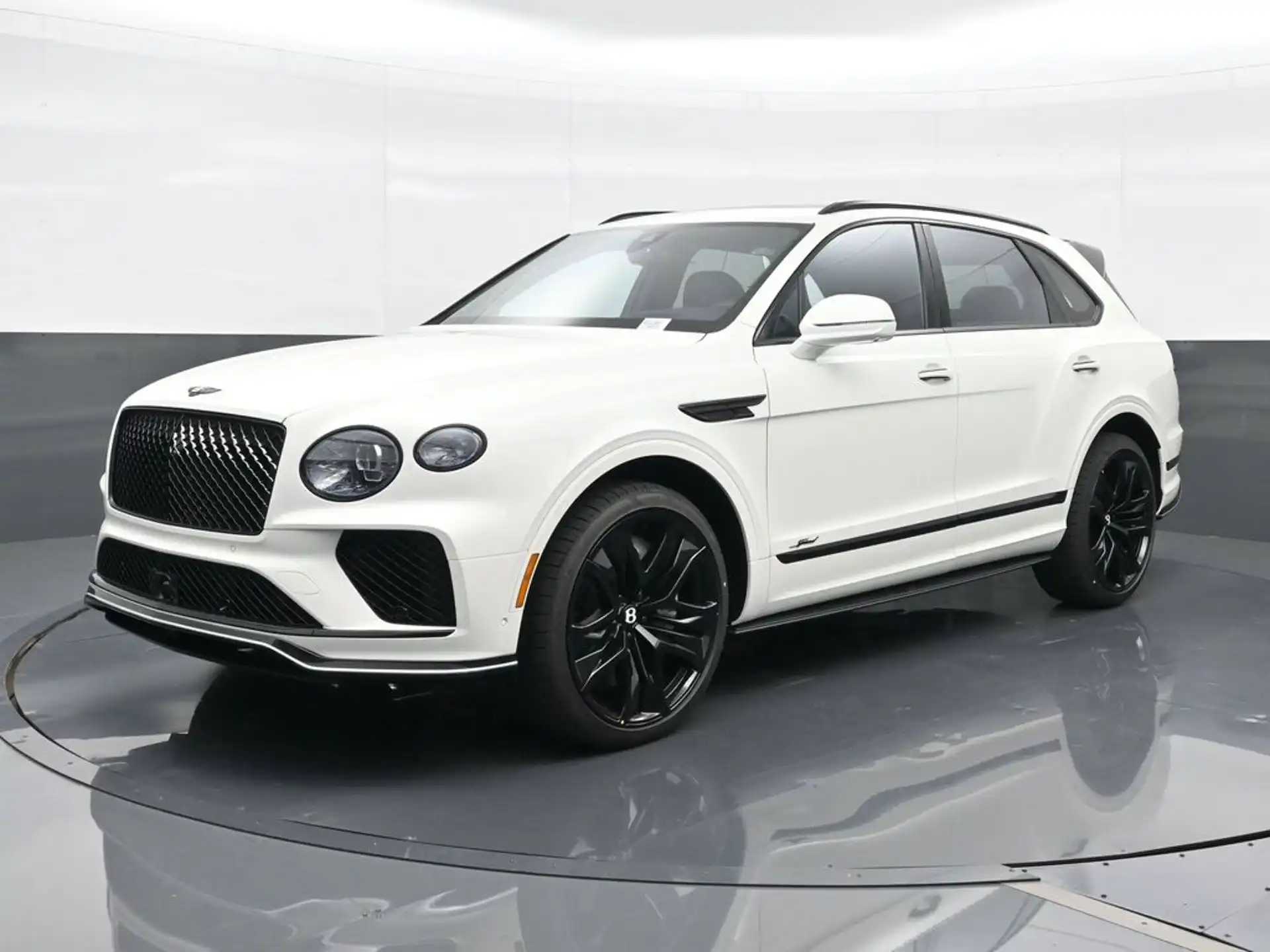 2026 Bentley Bentayga Speed's photo