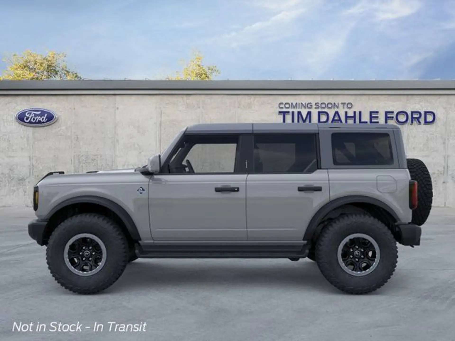 2026 Ford Bronco Outer Banks 4x4 photo 3