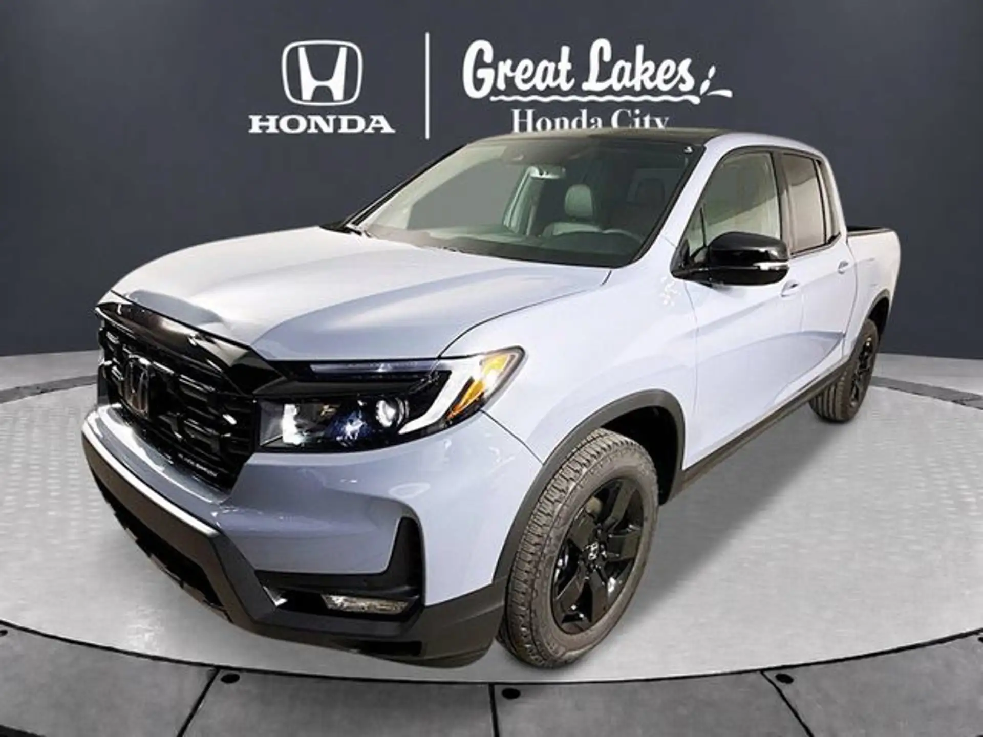 2026 Honda Ridgeline Black Edition 2-Tone's photo