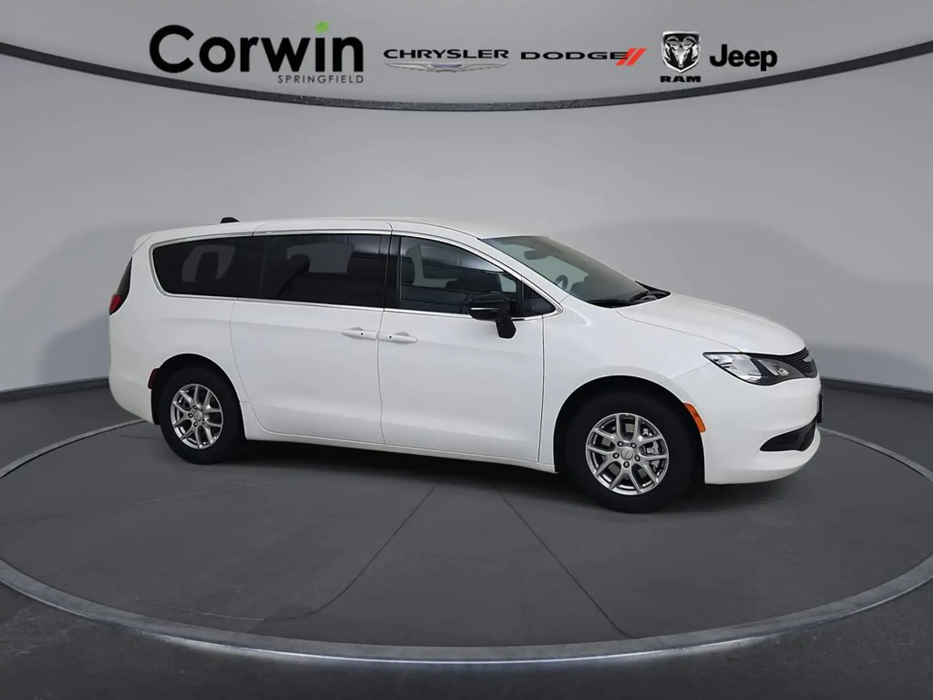 2027 Chrysler Voyager LX's photo