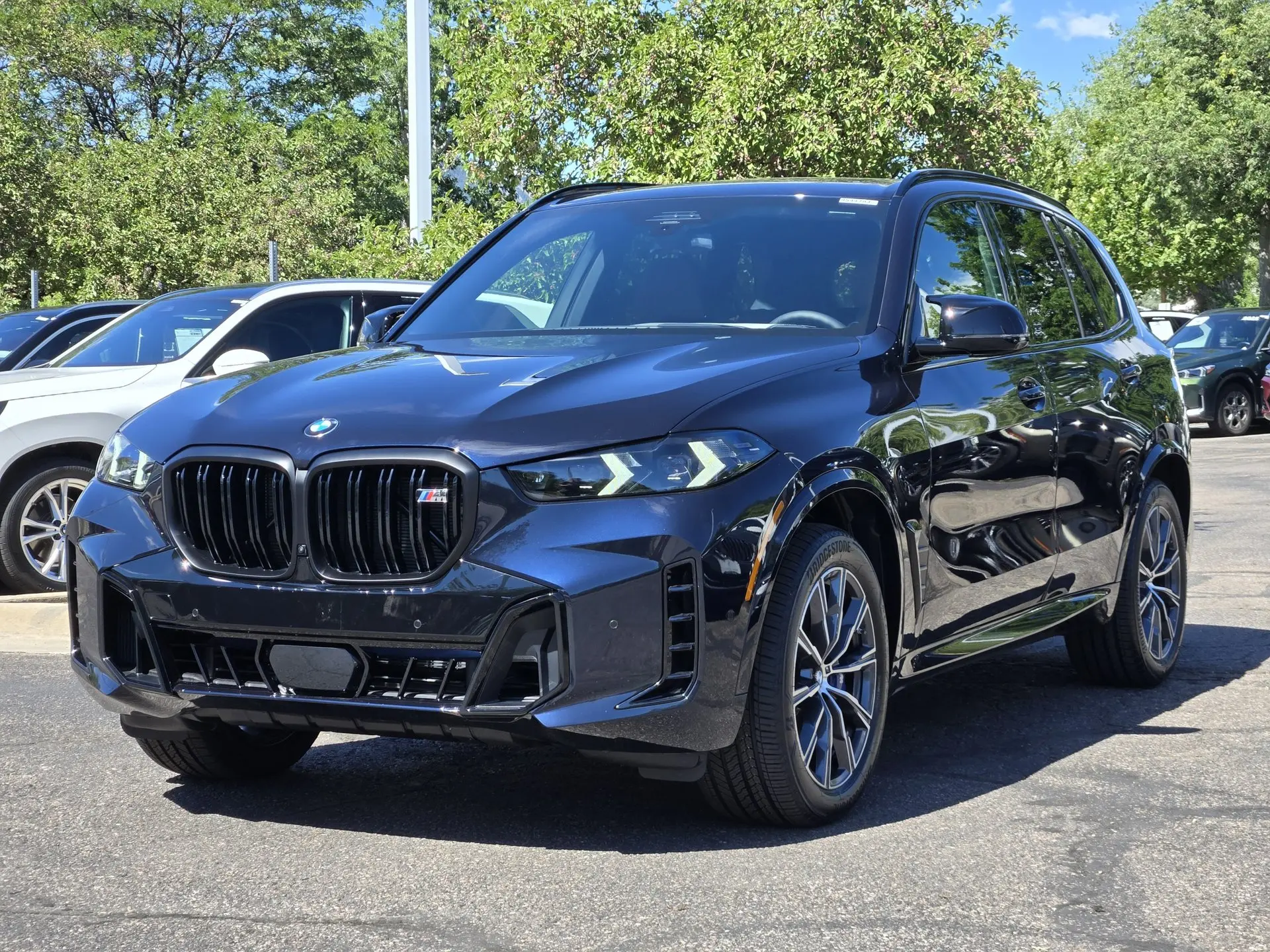 2026 BMW X5 M60i photo 3