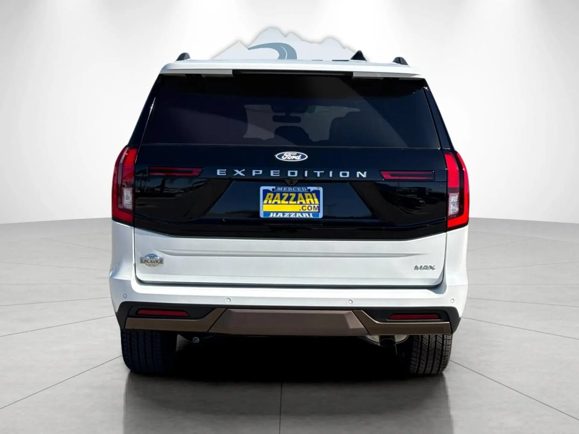 2027 Ford Expedition King Ranch MAX 4x4 photo 4