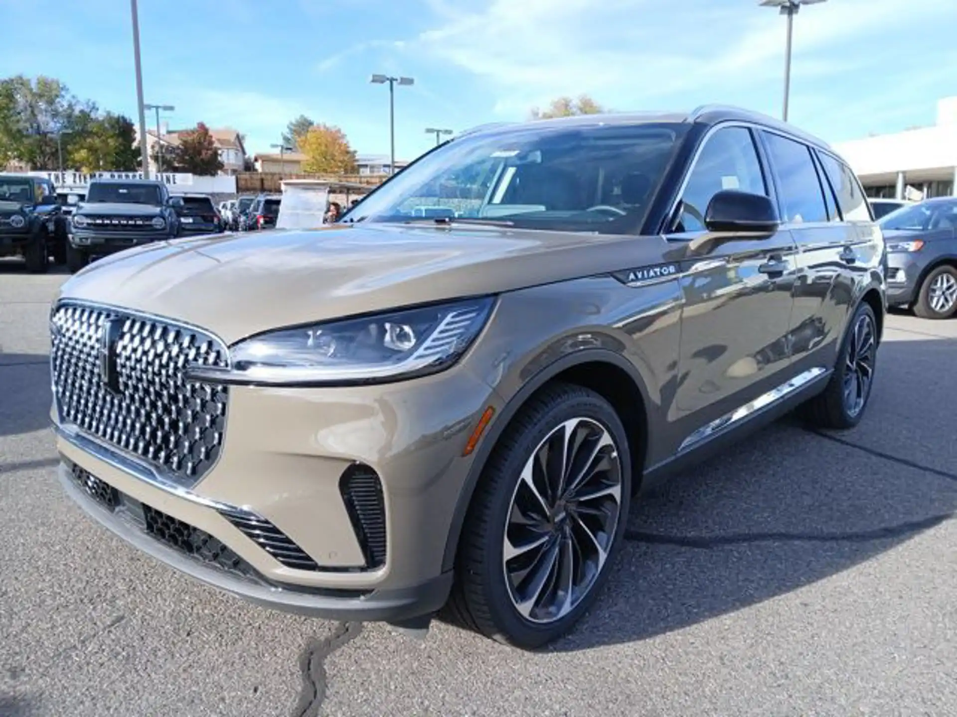 2025 Lincoln Aviator Reserve AWD's photo