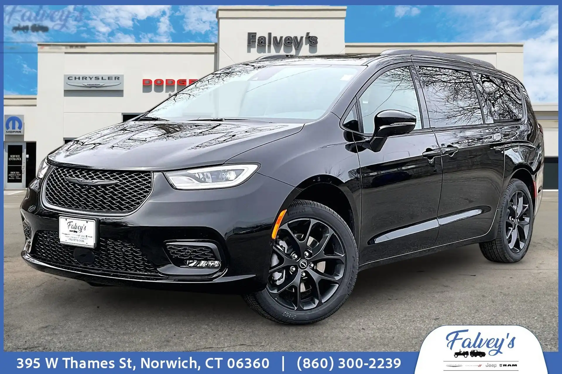 2026 Chrysler Pacifica Limited AWD's photo
