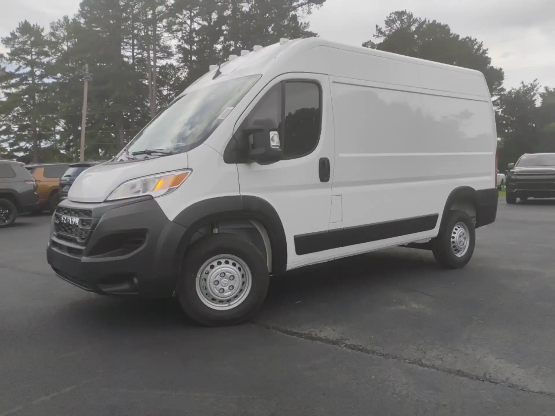 2026 RAM ProMaster 2500 Tradesman 136" WB High Roof's photo