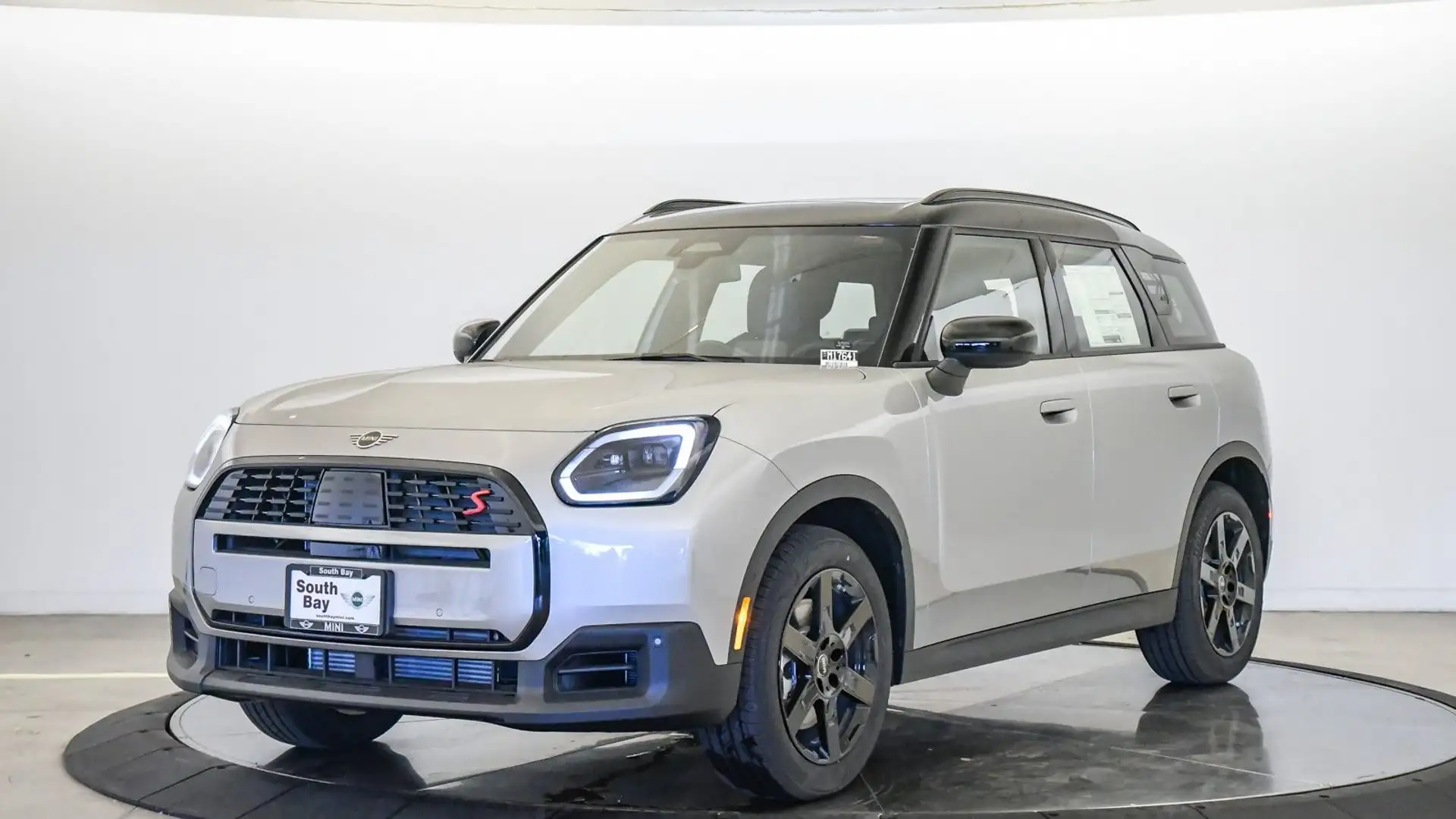 2027 MINI Countryman S ALL4's photo