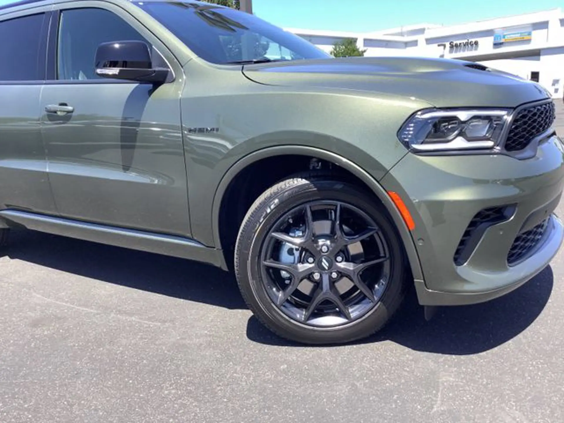 2026 Dodge Durango GT HEMI Plus V8 AWD photo 3