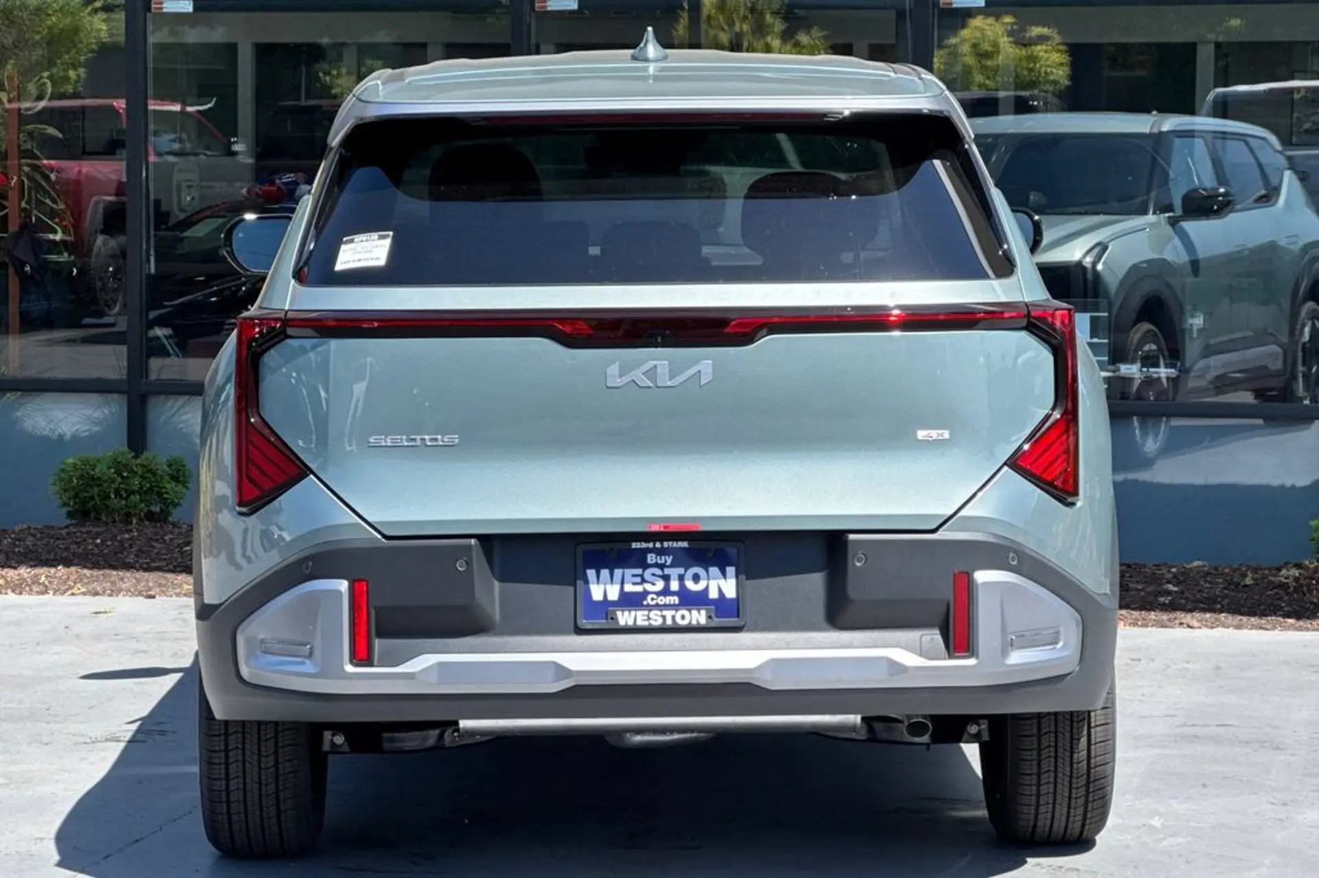 2027 Kia Seltos S AWD photo 5