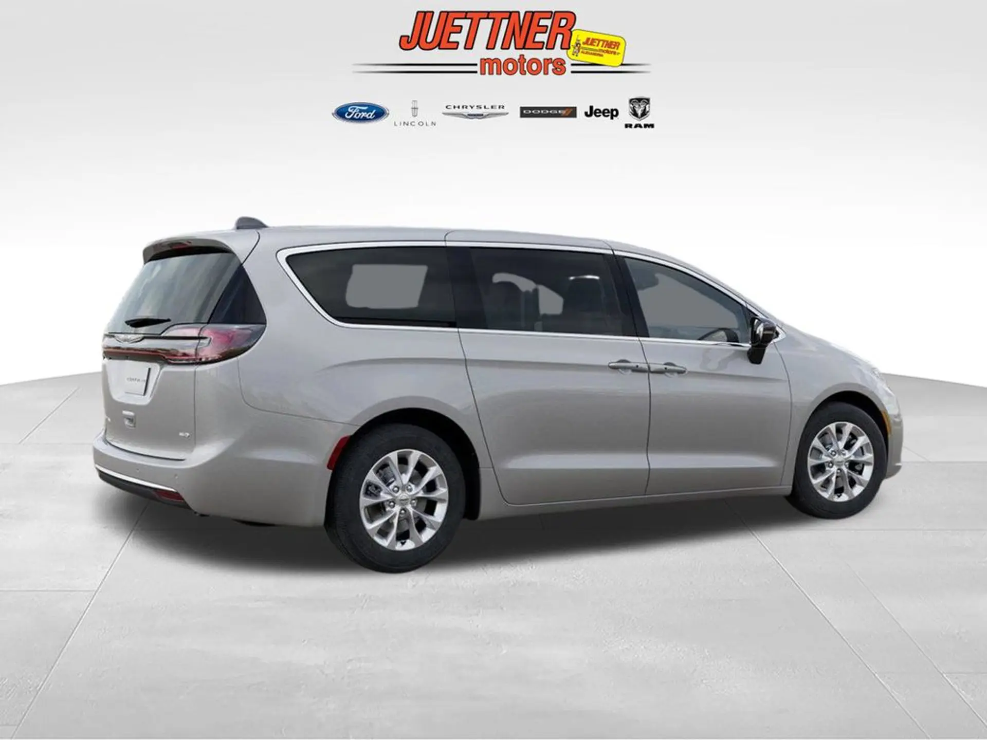 2026 Chrysler Pacifica Select AWD photo 4