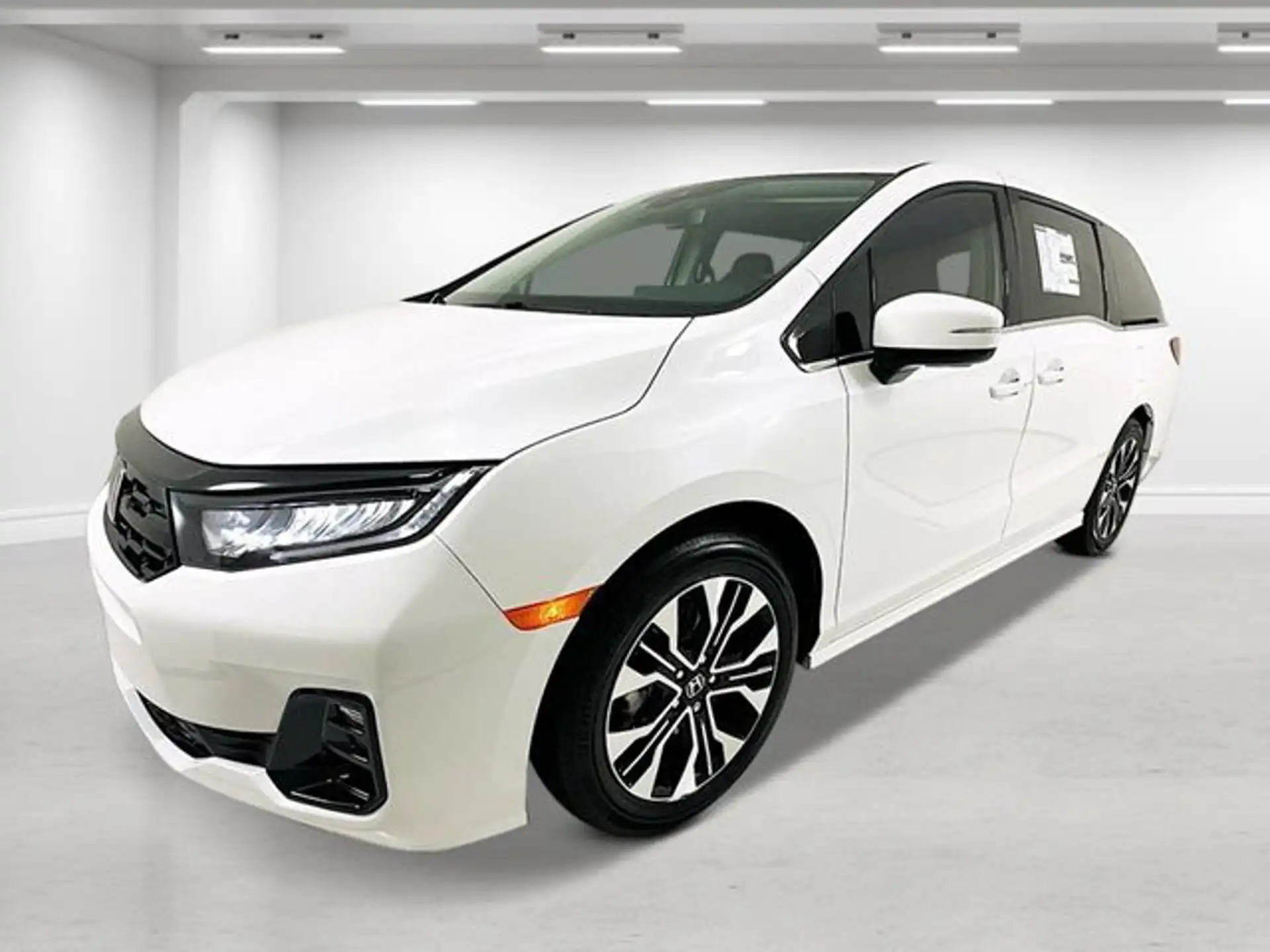 2026 Honda Odyssey Elite's photo