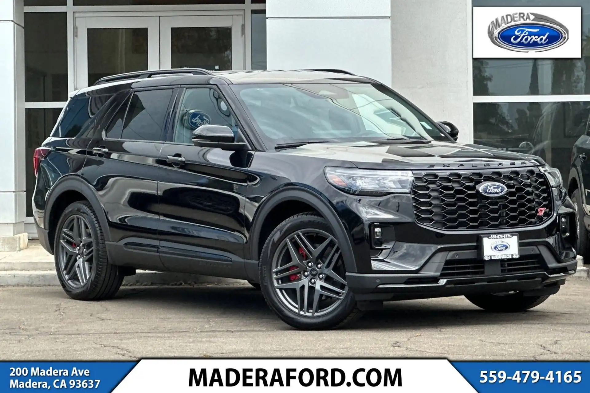 2026 Ford Explorer ST 4WD's photo