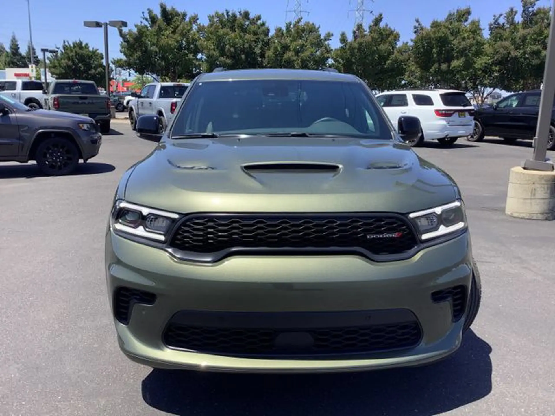 2026 Dodge Durango GT HEMI Plus V8 AWD photo 4