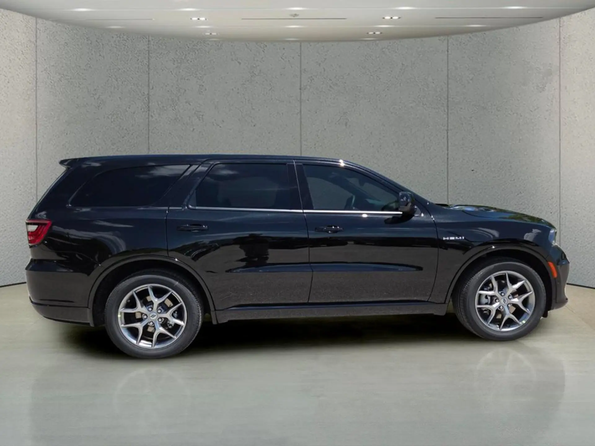 2026 Dodge Durango GT HEMI V8 AWD photo 3