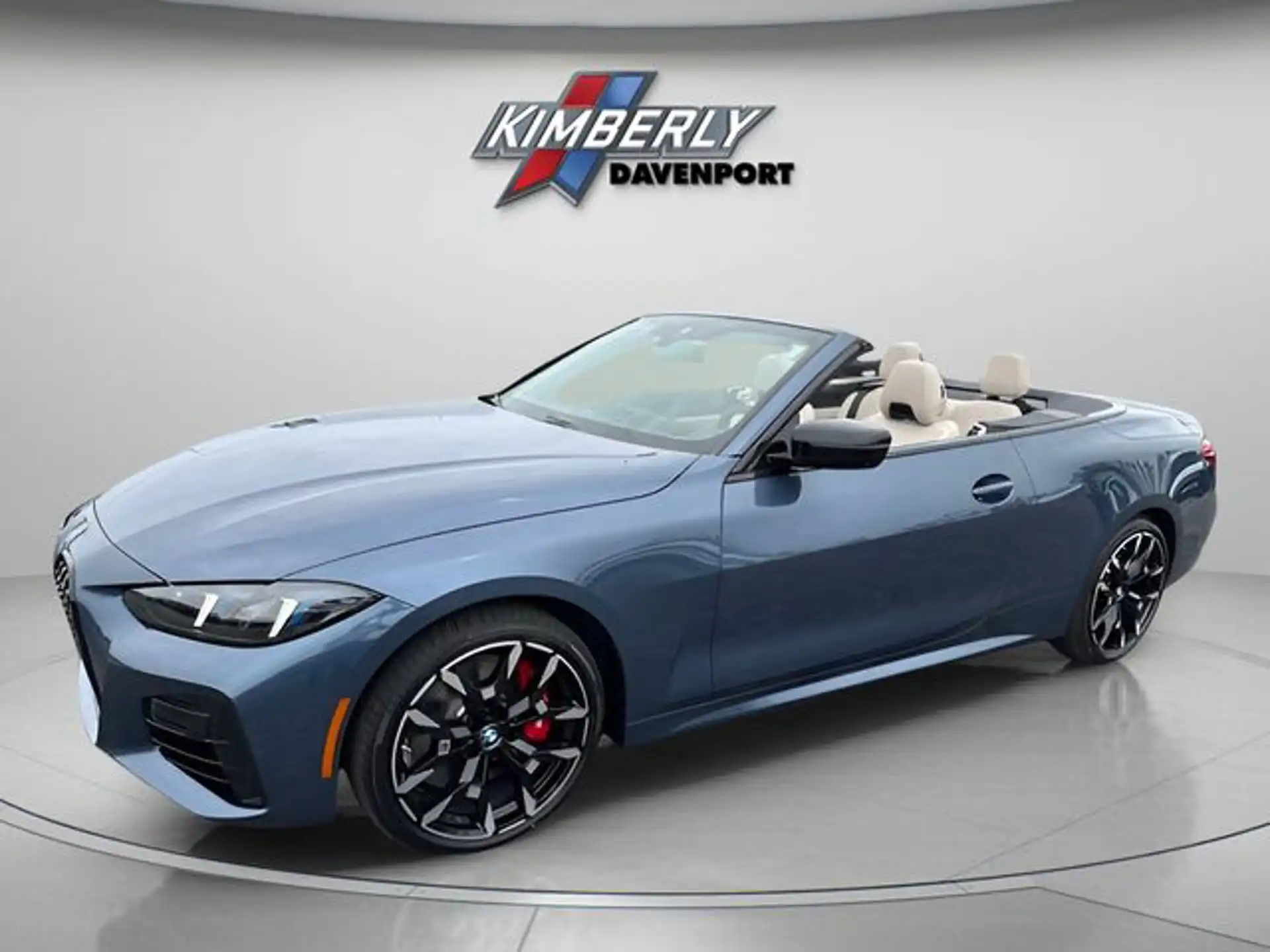 2027 BMW 4 Series 430i Convertible xDrive's photo
