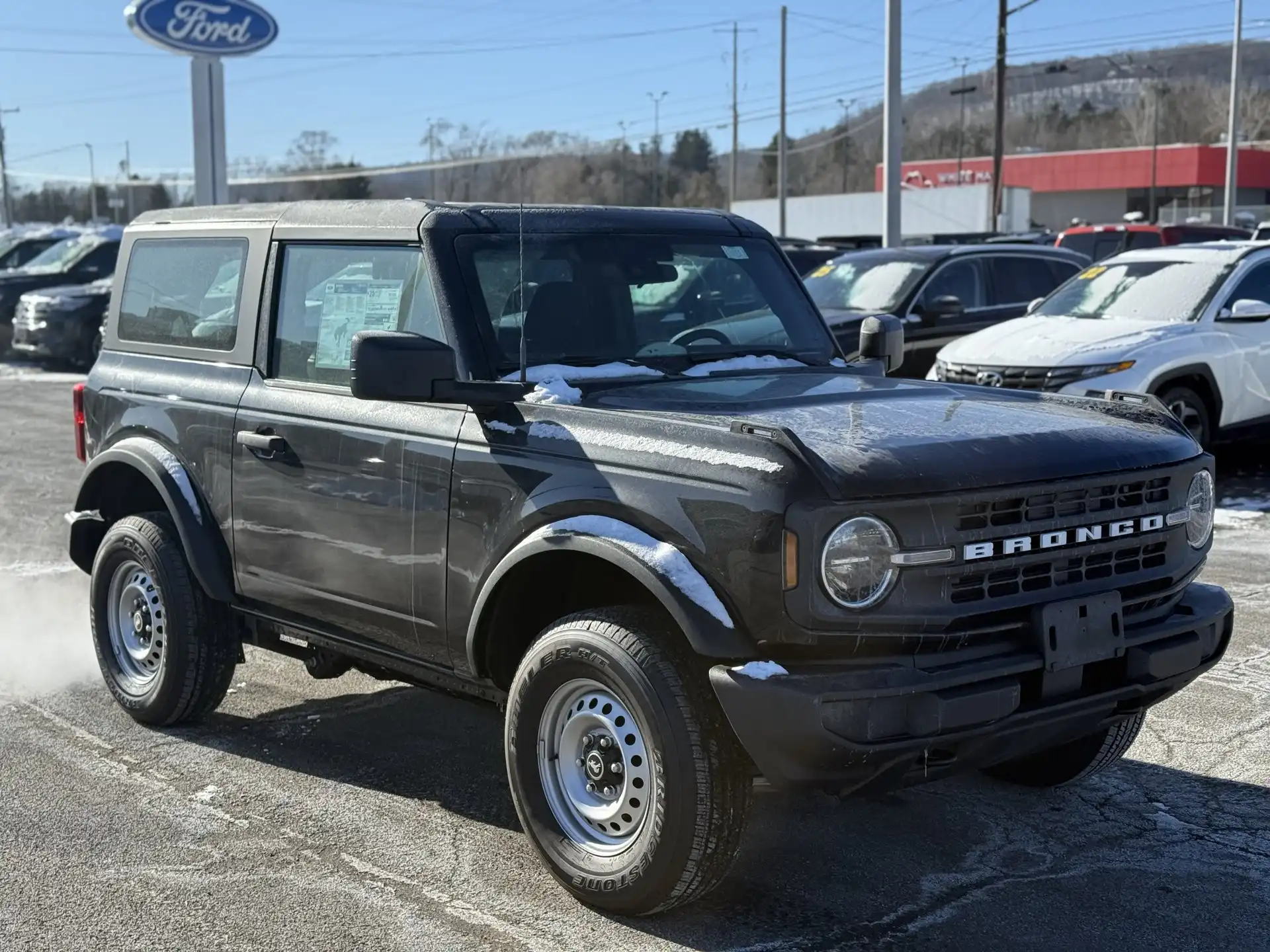 2025 Ford Bronco Base 4x4's photo