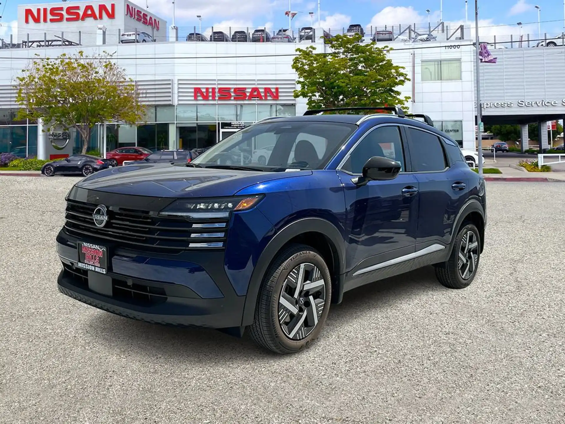 2026 Nissan Kicks 2.0 SV's photo