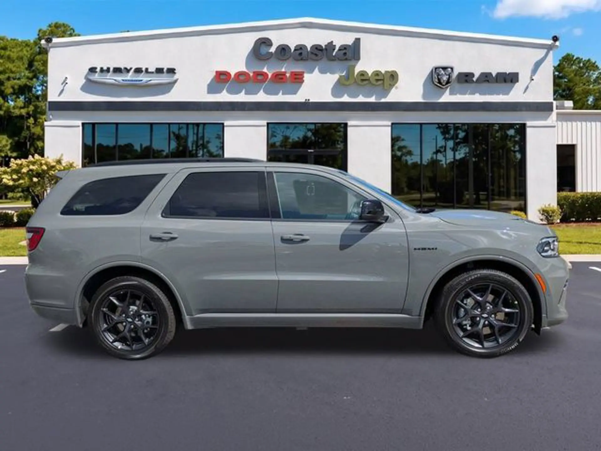 2026 Dodge Durango GT HEMI V8 AWD photo 3