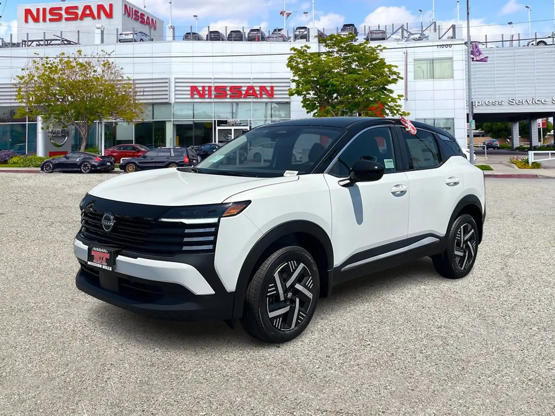 2026 Nissan Kicks 2.0 SV's photo