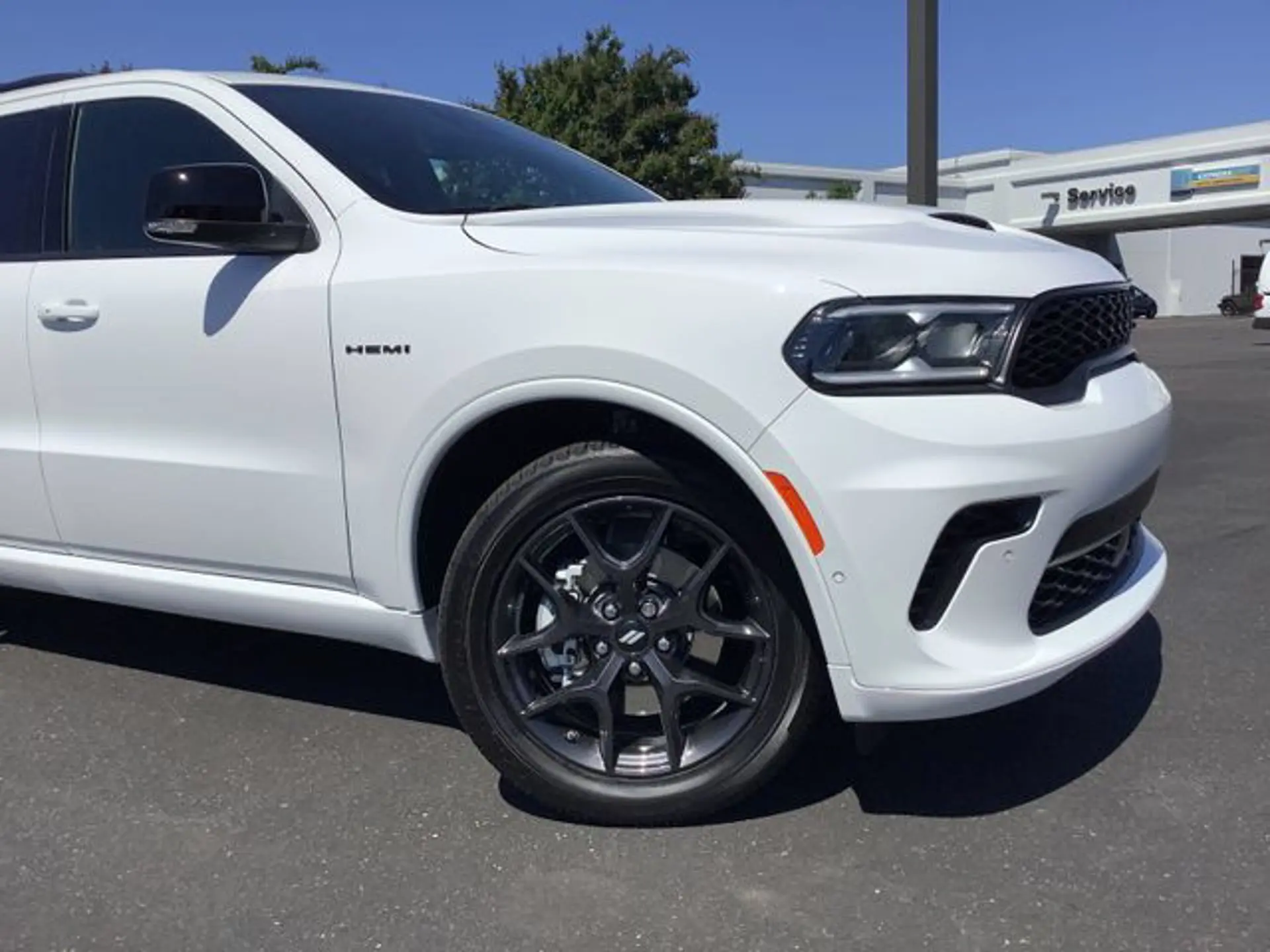 2026 Dodge Durango GT HEMI Plus V8 AWD photo 3