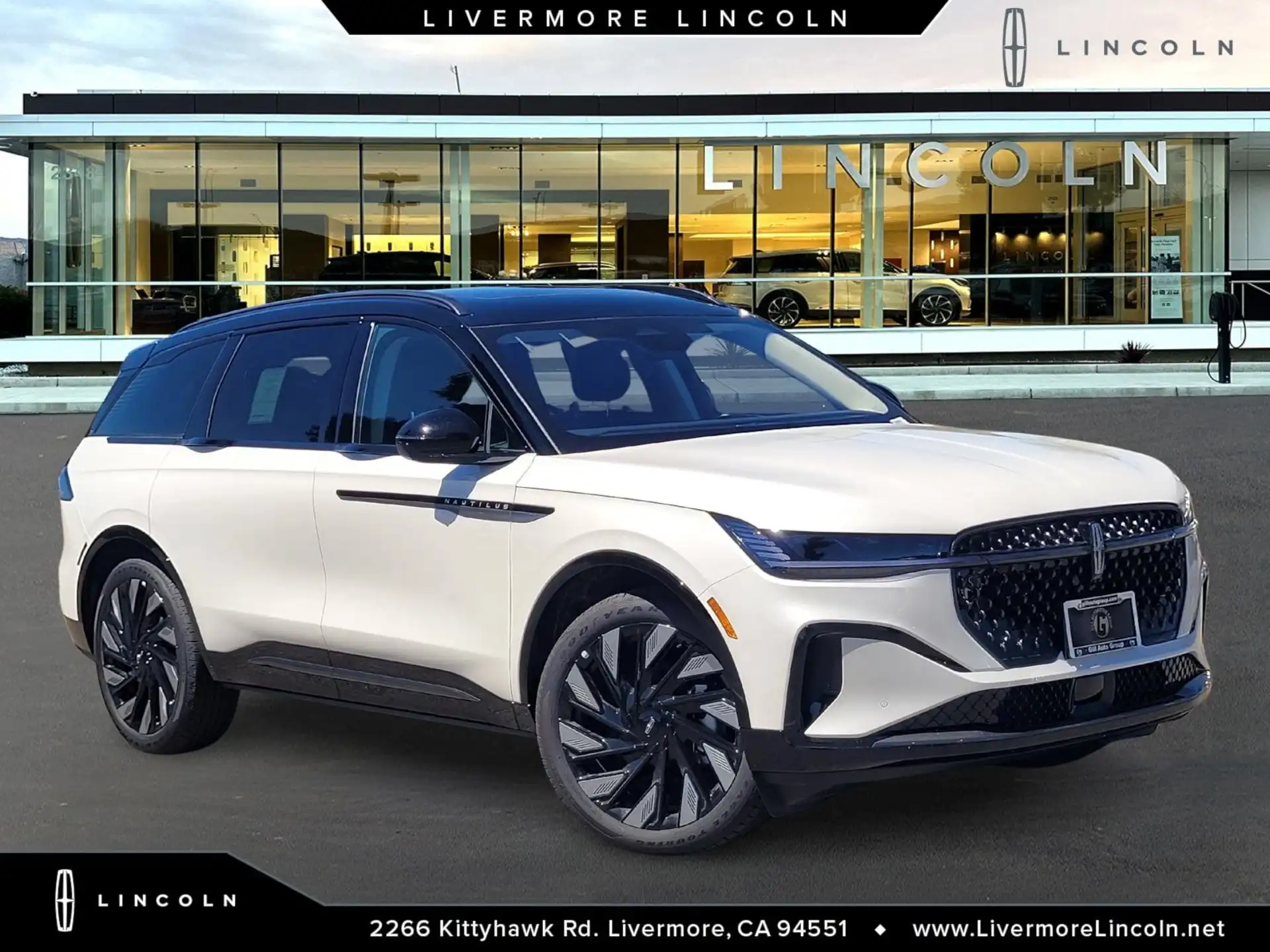 2026 Lincoln Nautilus Reserve AWD's photo