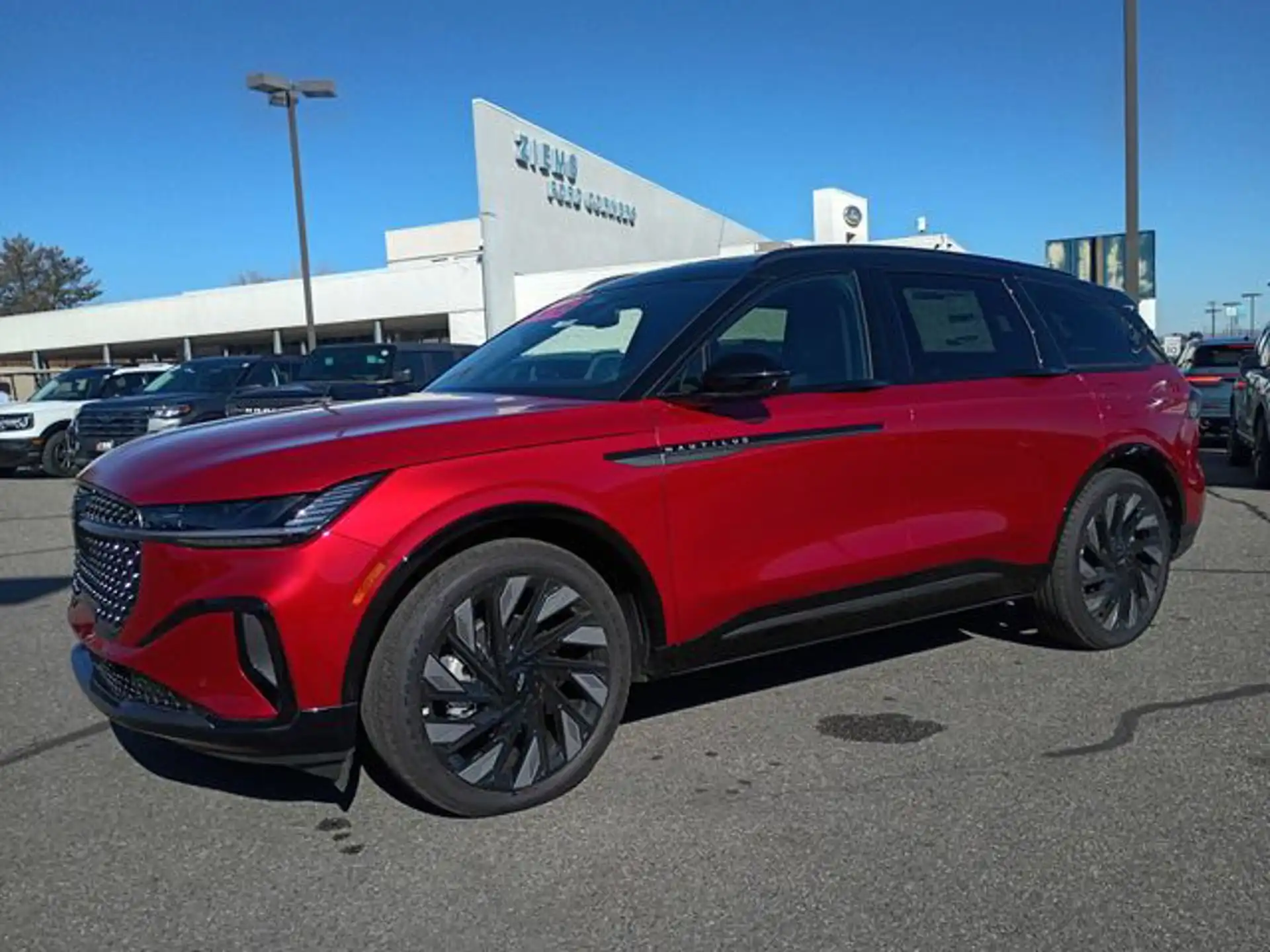 2025 Lincoln Nautilus Reserve AWD's photo