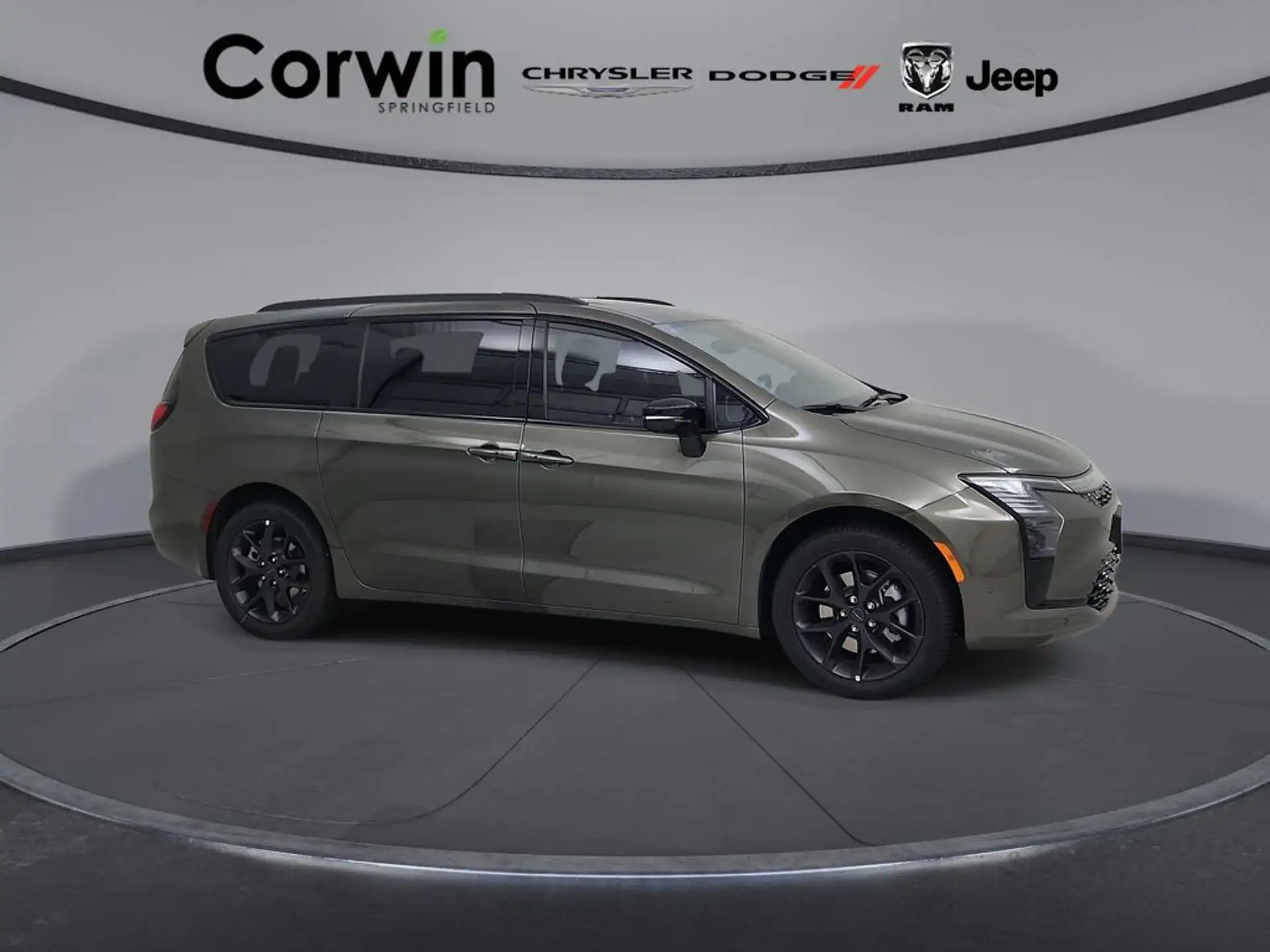 2027 Chrysler Pacifica Limited AWD's photo