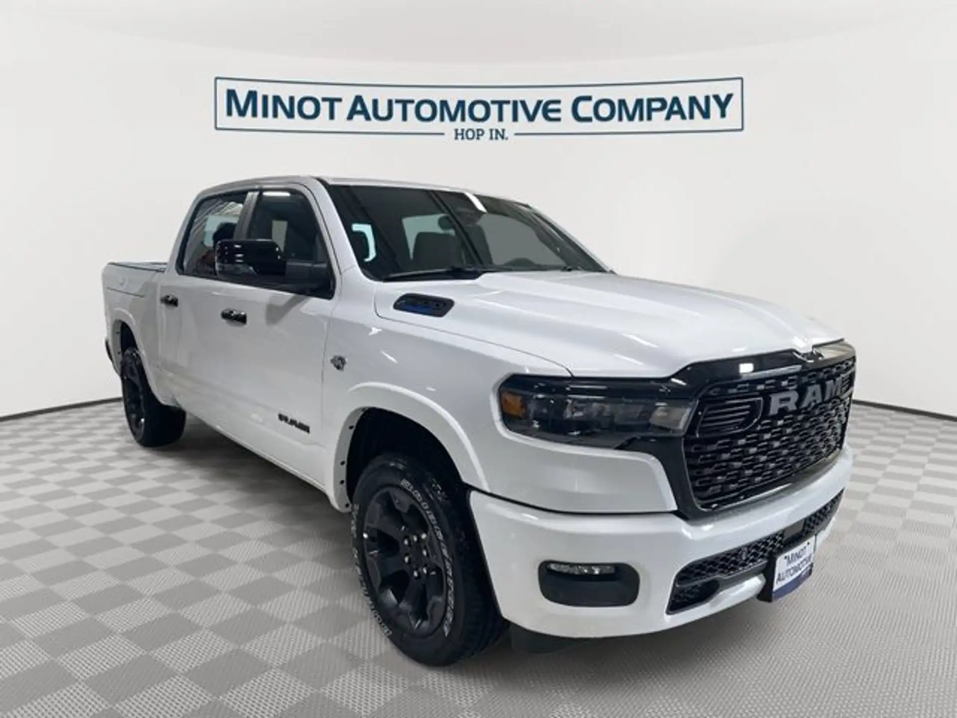2026 RAM 1500 Big Horn/Lone Star 4x4 Crew Cab 5'7's photo