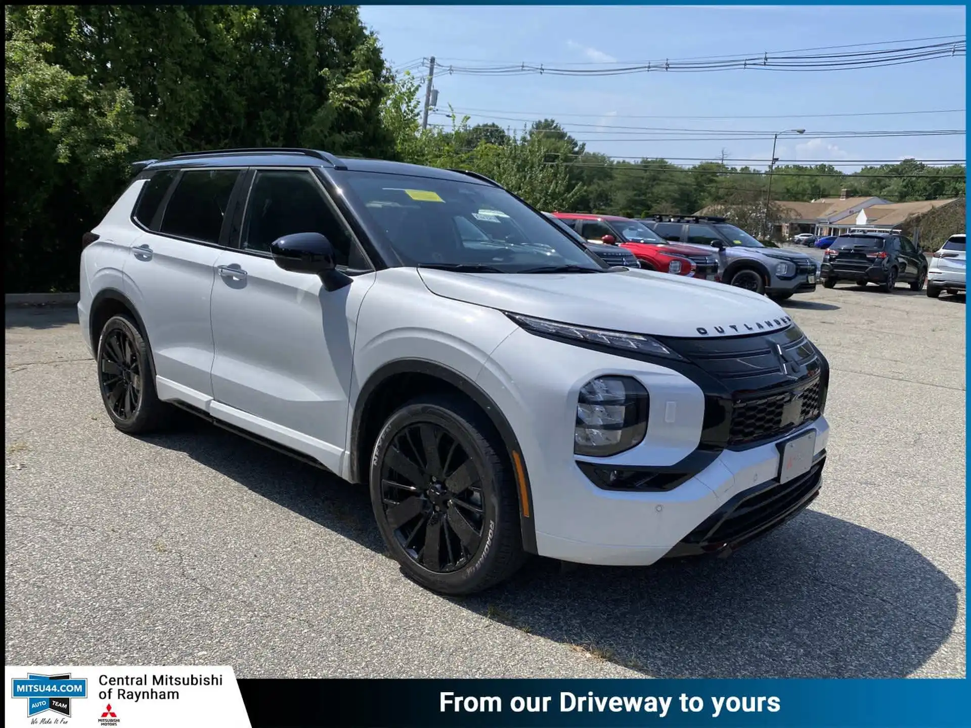 2026 Mitsubishi Outlander Black Edition S-AWC's photo