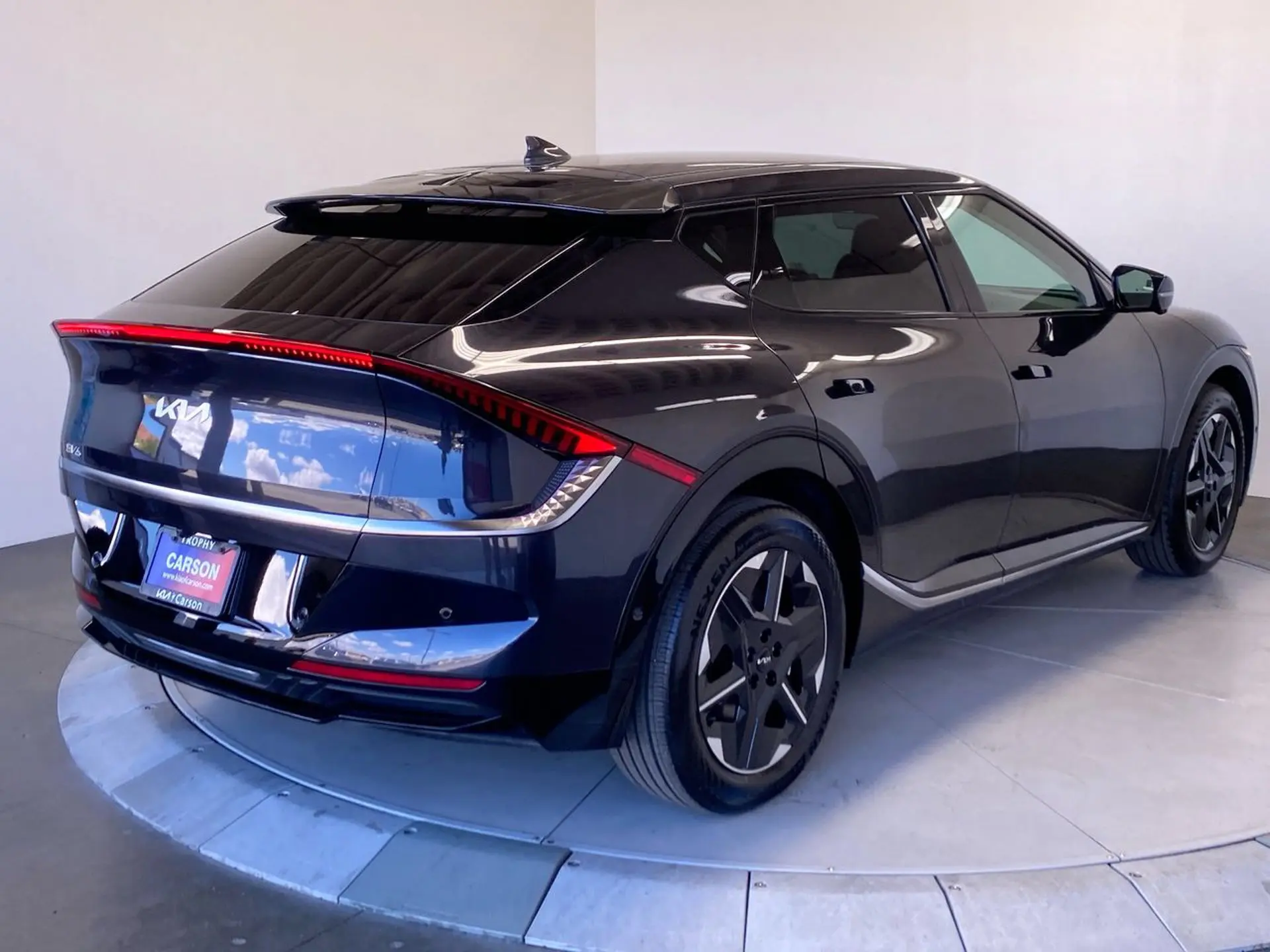 2026 Kia EV6 Wind photo 5