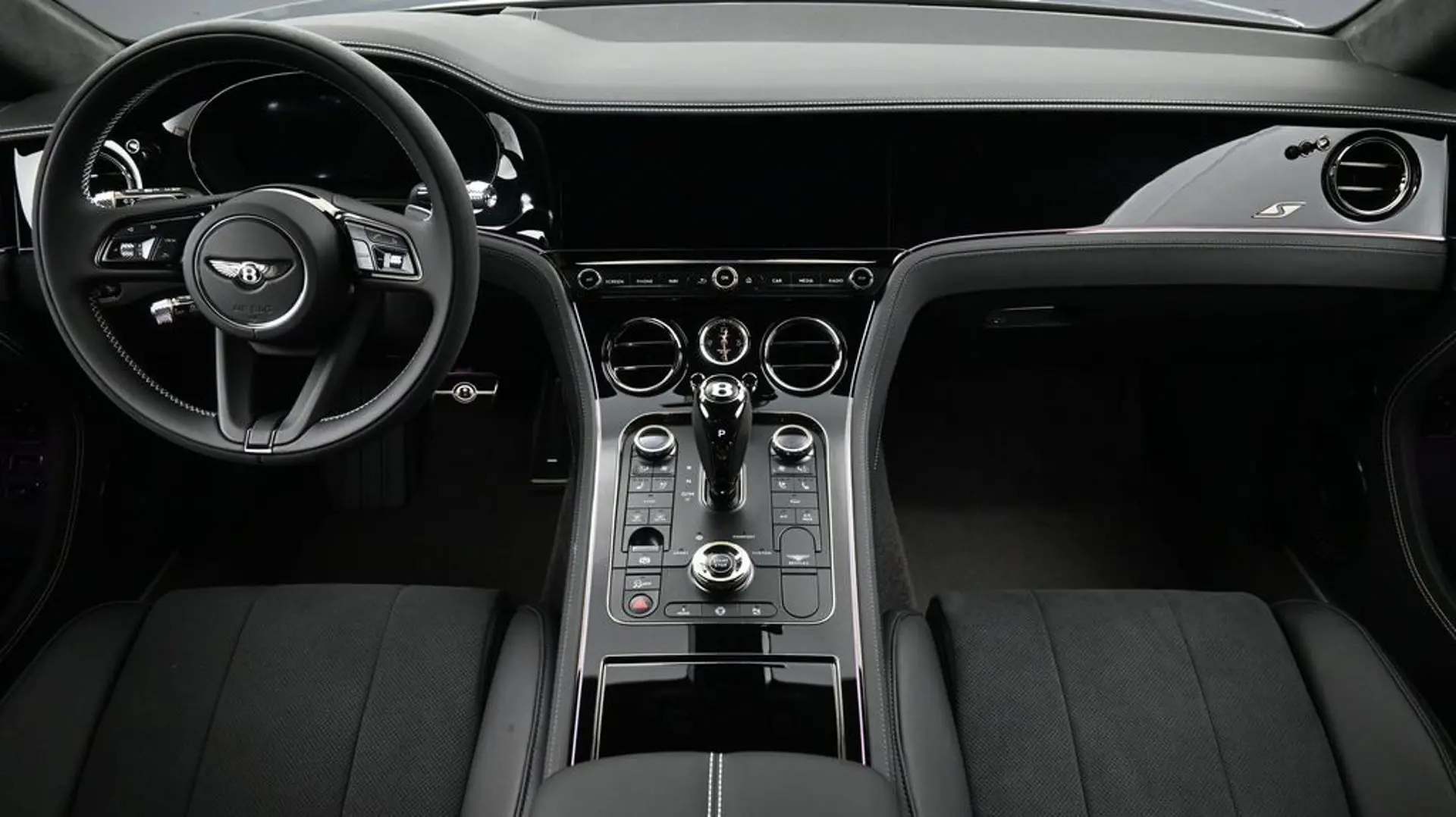 2026 Bentley Continental GT Base photo 4